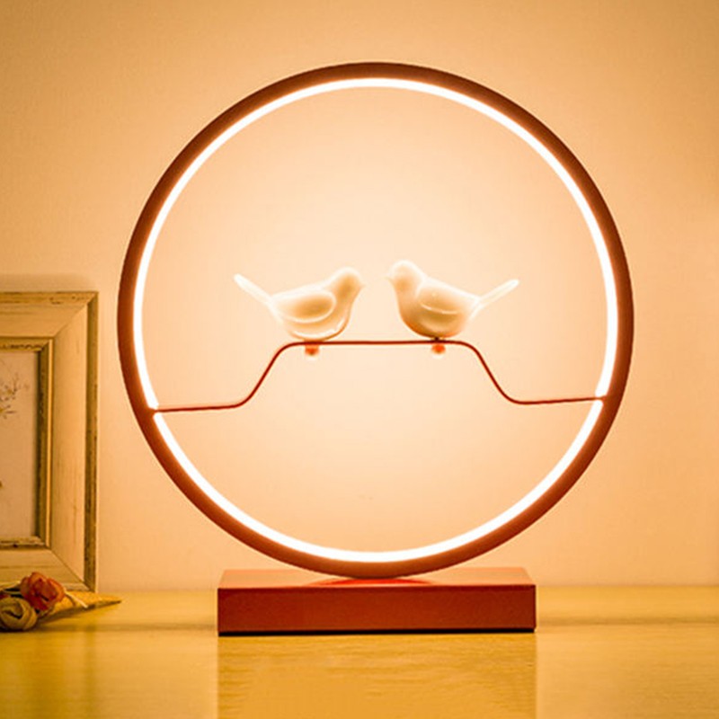 芸術的なLEDリングテーブルランプ