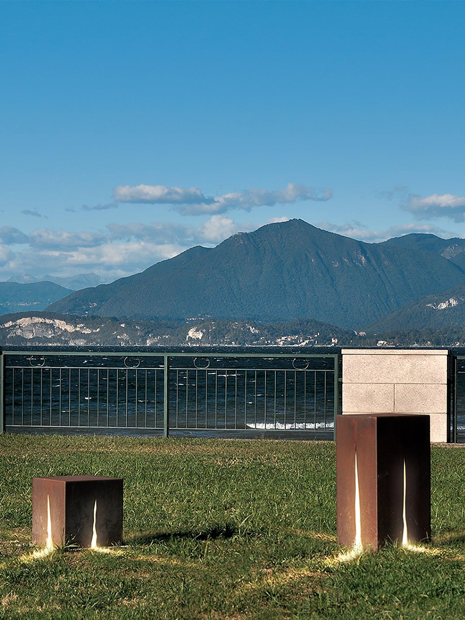 クラックキューブアウトドアライト