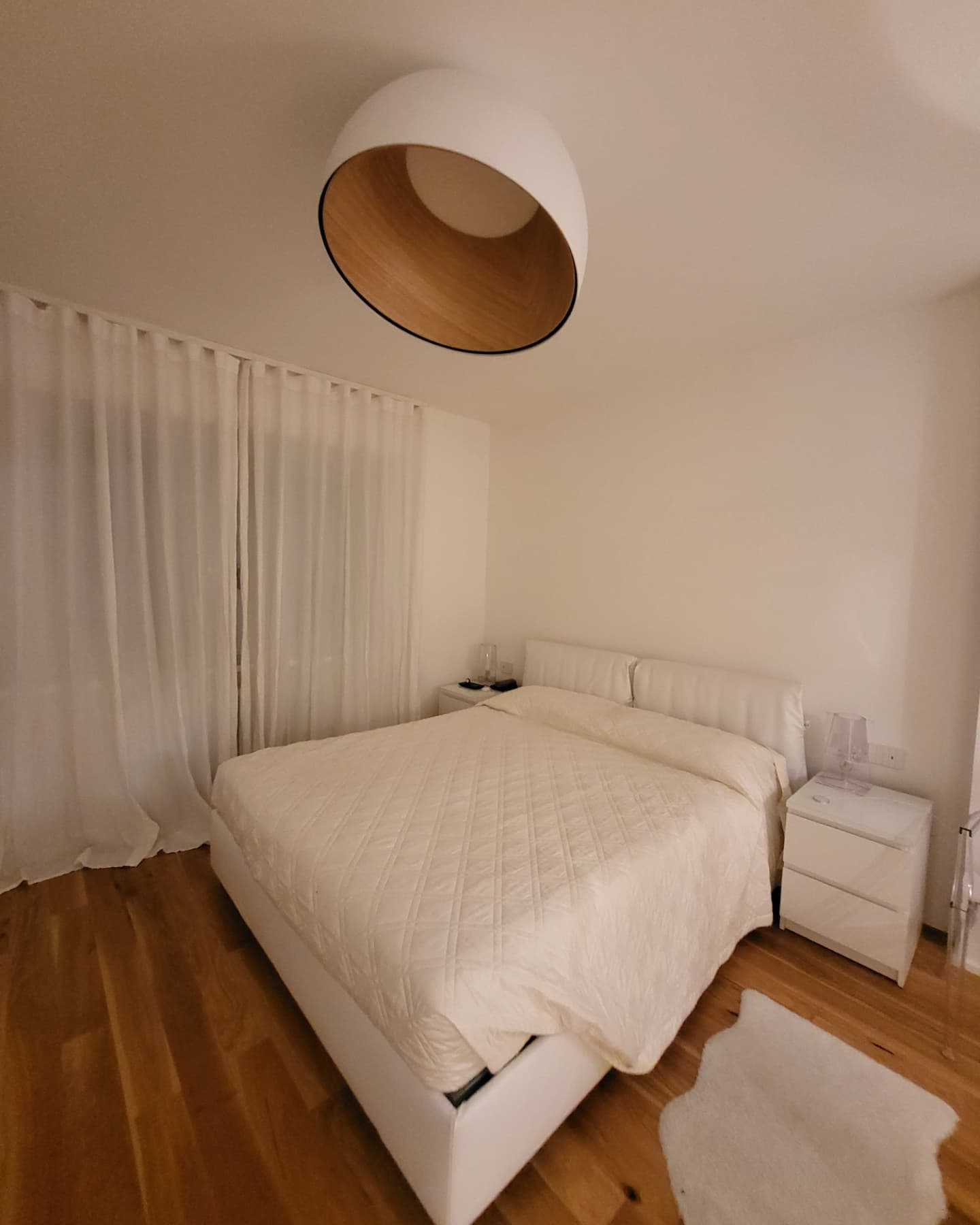 デュオシーリングランプ