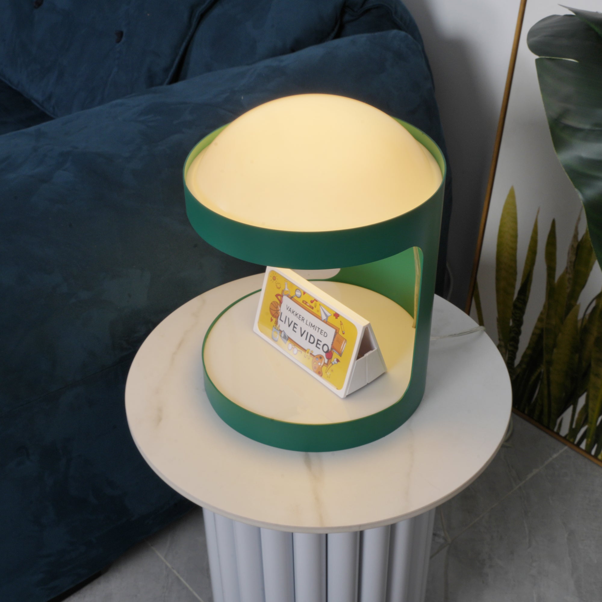 KD29 テーブルランプ