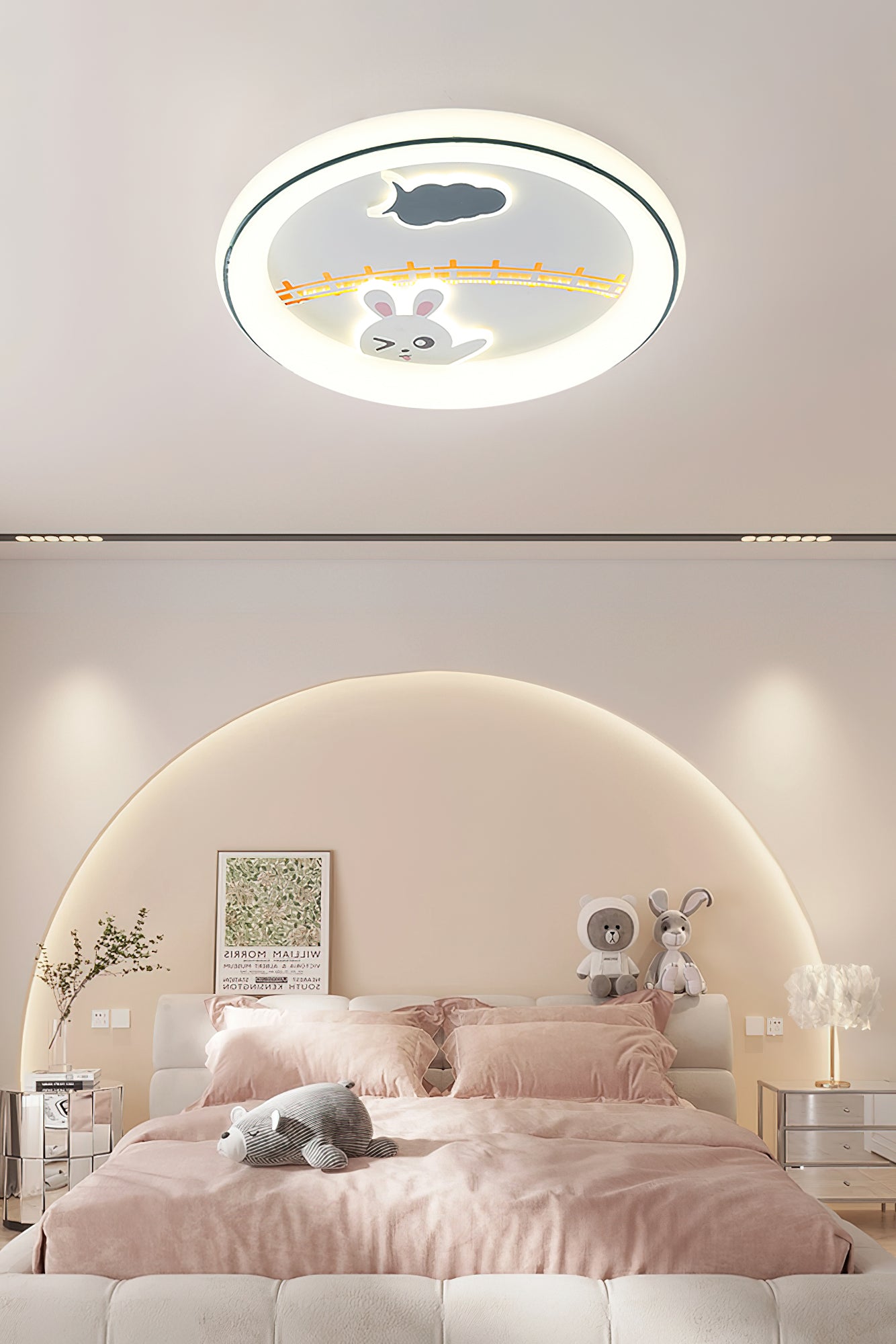 かわいい漫画の天井ランプ