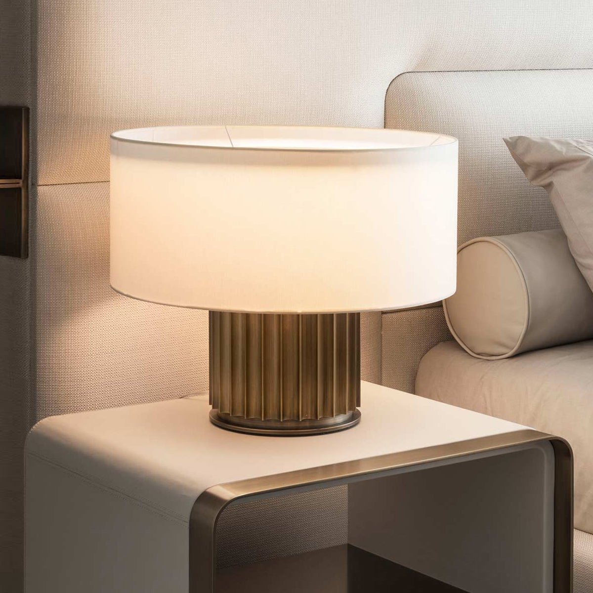 リバティ テーブルランプ