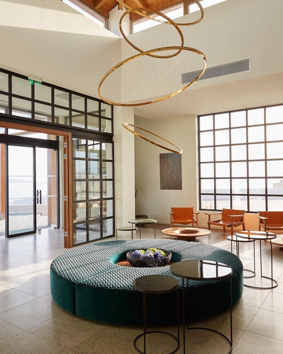 ロホヤのゴールドシャンデリア