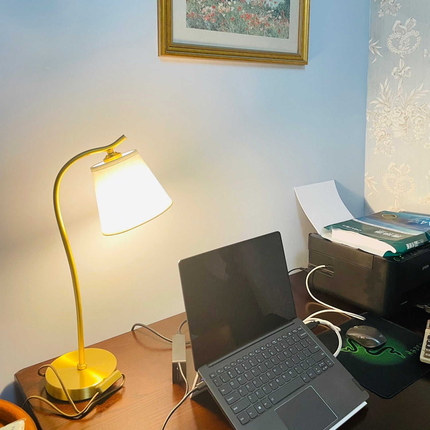 アネタ テーブルランプ