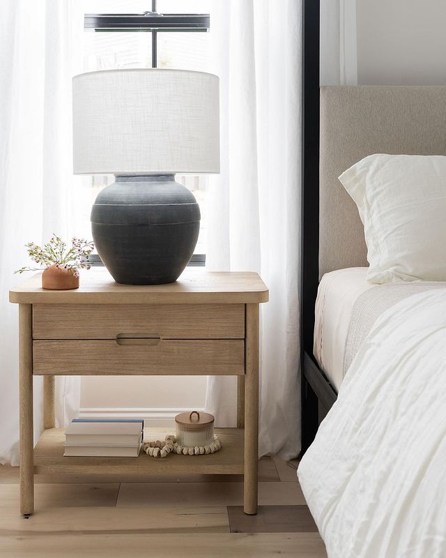 ファリス セラミック テーブルランプ