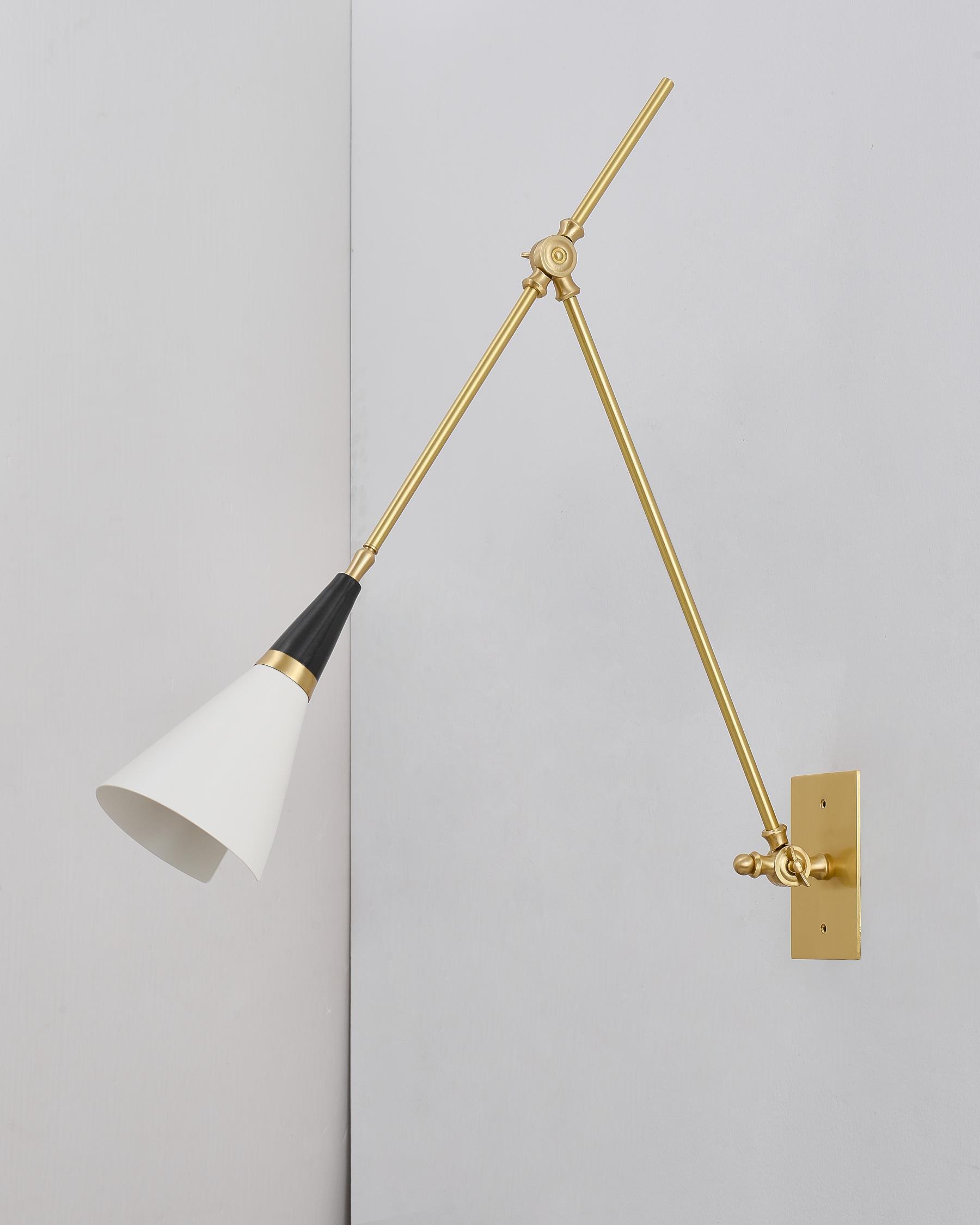 マガリ ウォールランプ