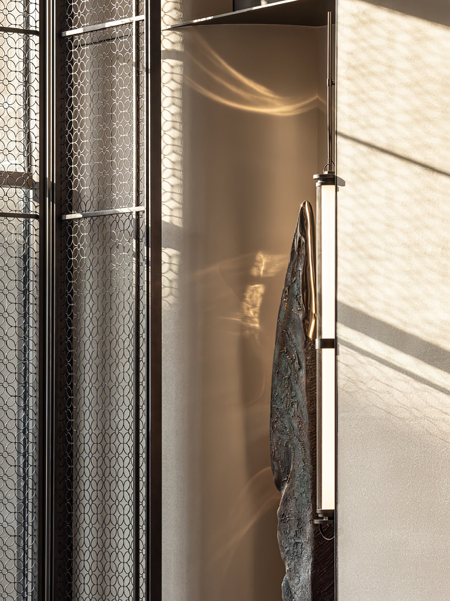 メリディアン垂直壁取り付け用燭台