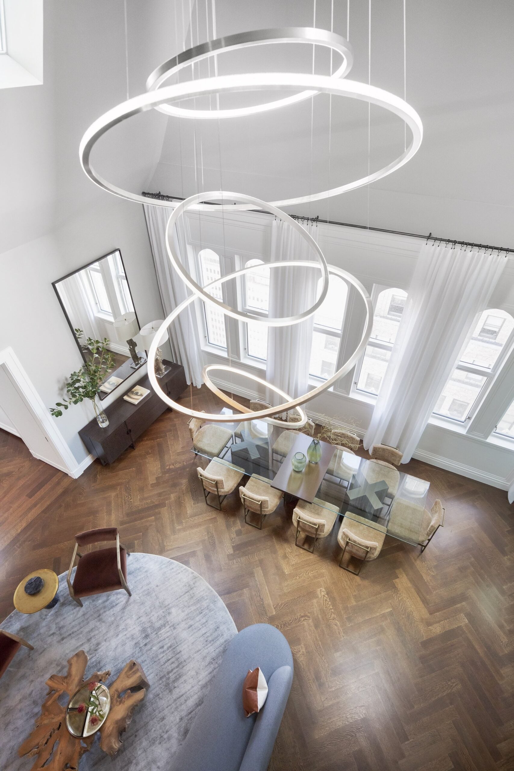 ロホヤのシルバーシャンデリア