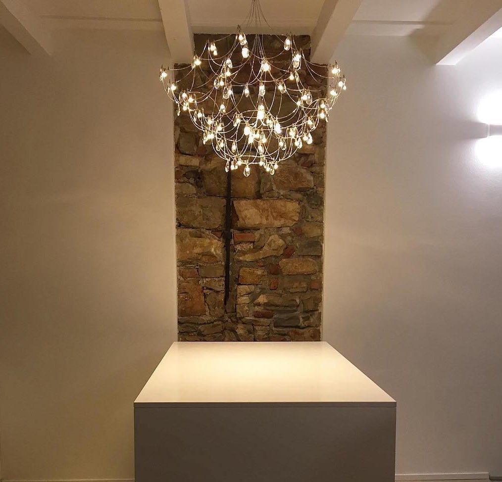 ミラ・シャンデリア