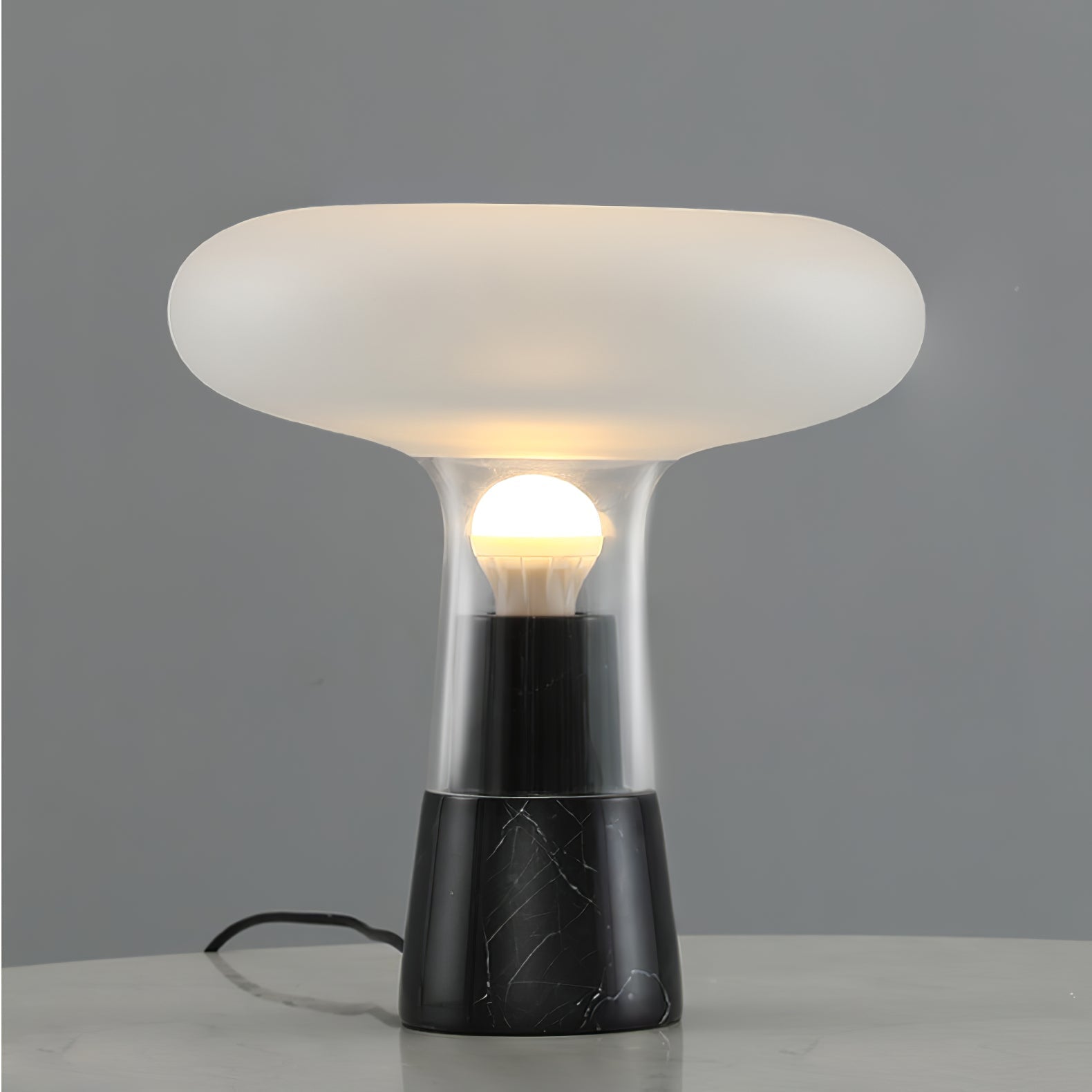 ジェローム テーブルランプ