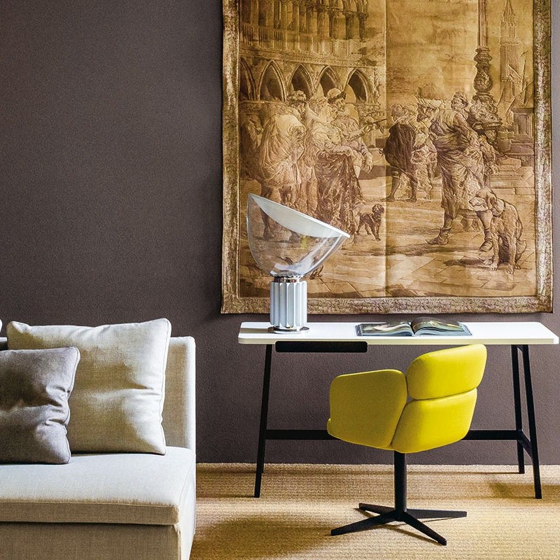 Taccia テーブルランプ