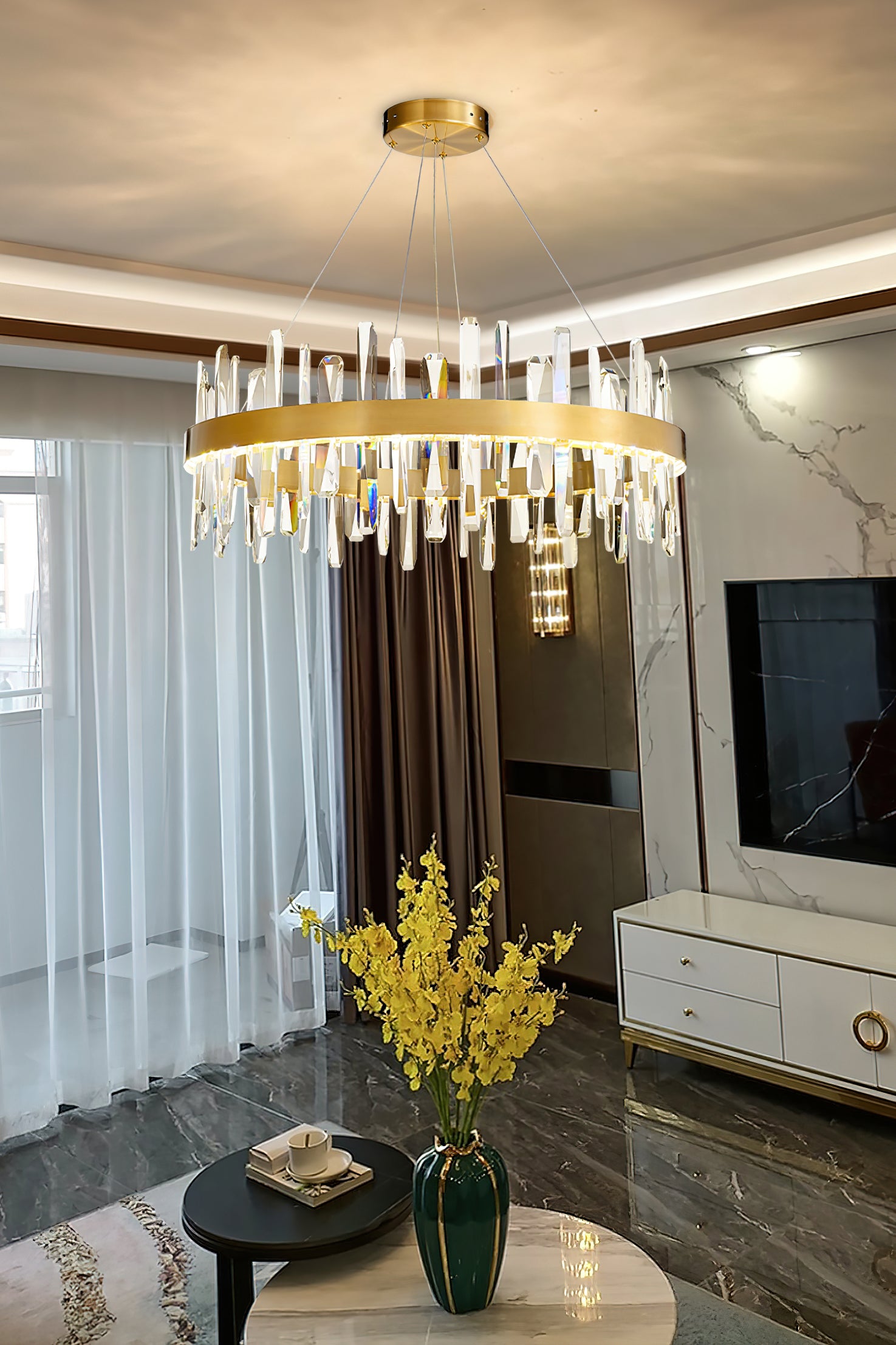 ロイヤルクリスタルシャンデリア