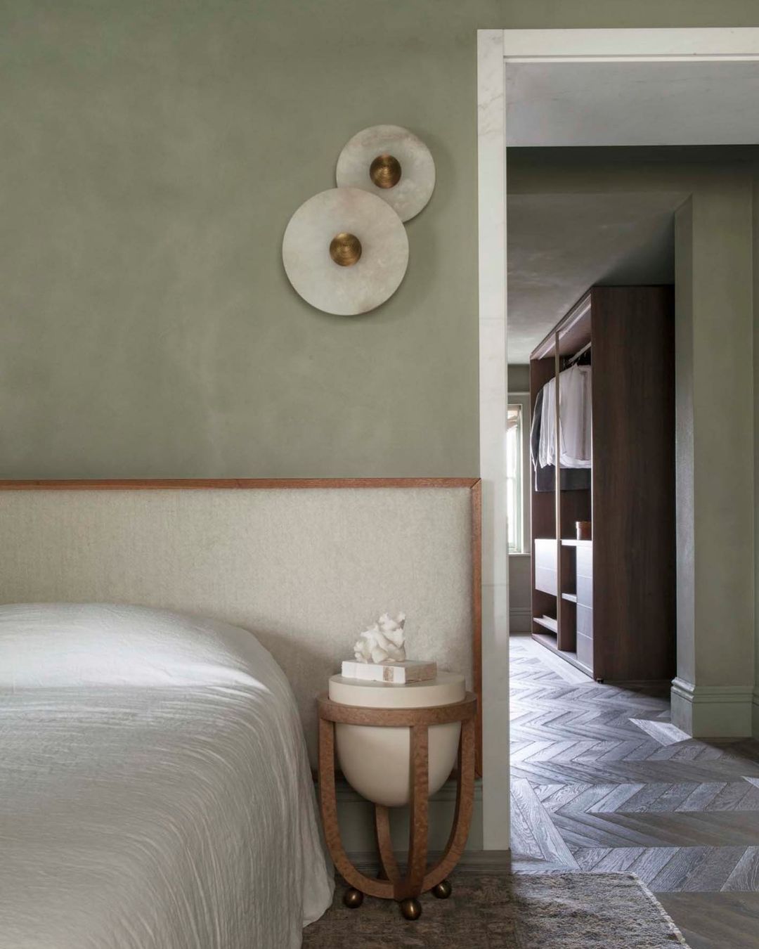 アラバスタープレーンズウォールランプ