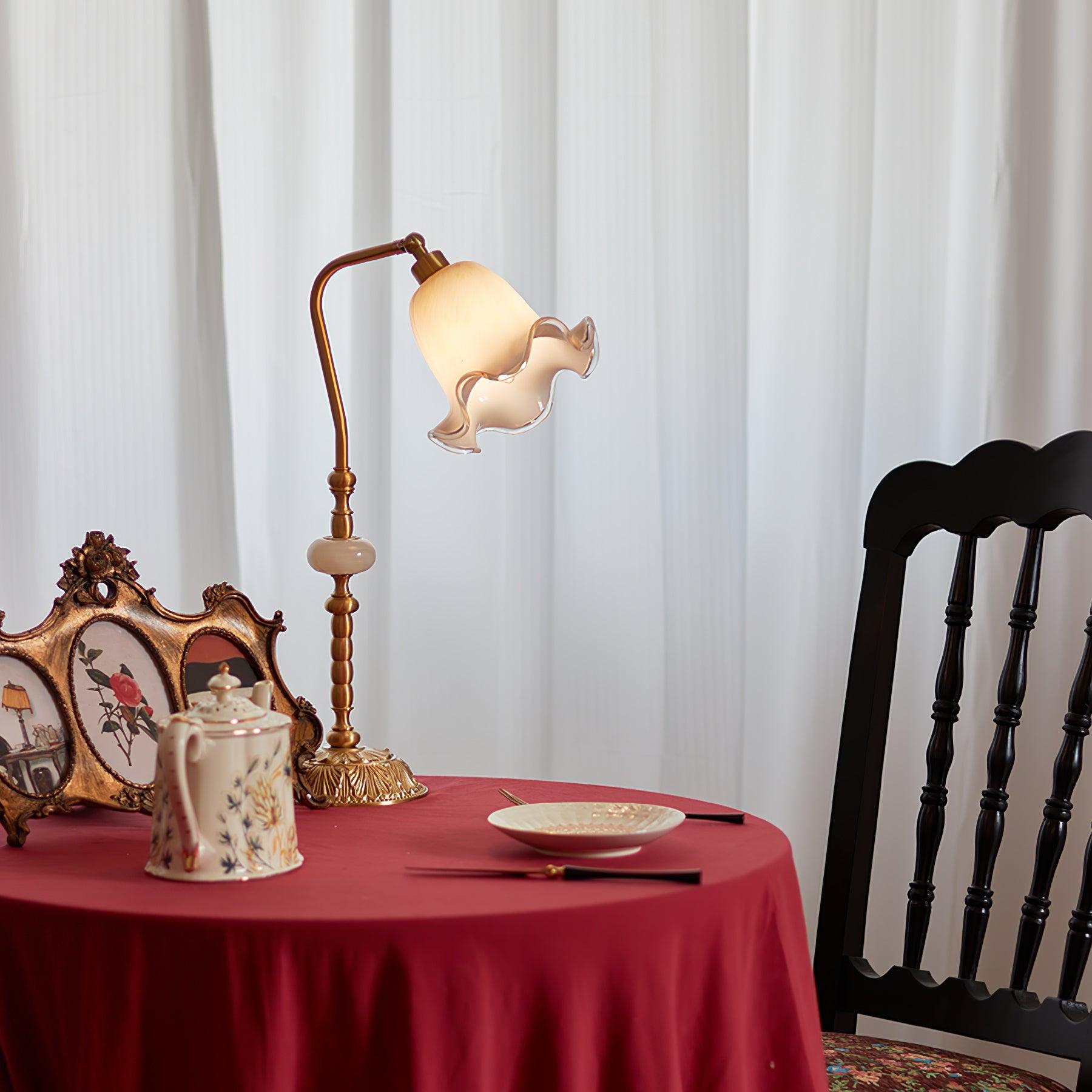 チューリップ真鍮テーブルランプ