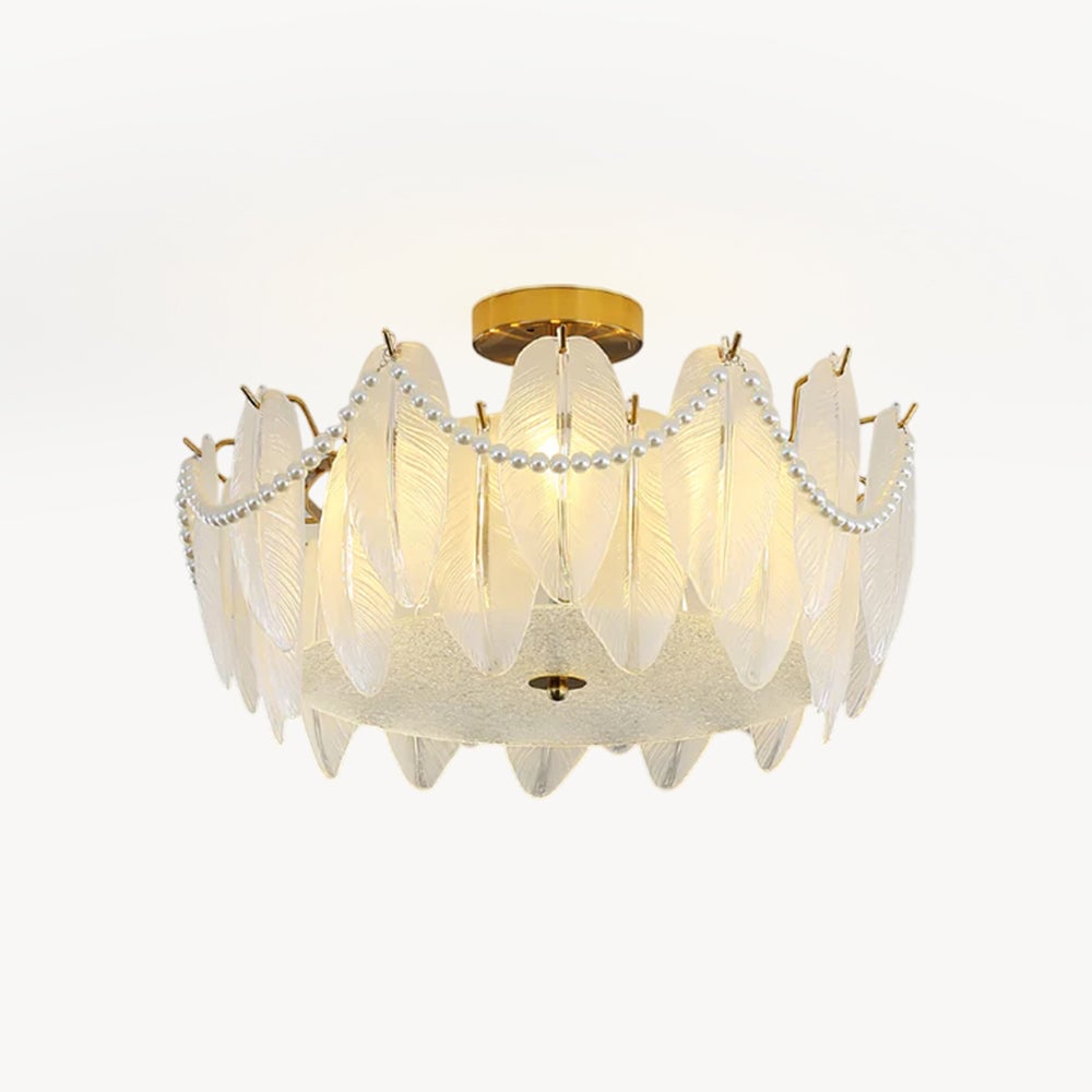 ガラスの羽根のシャンデリア