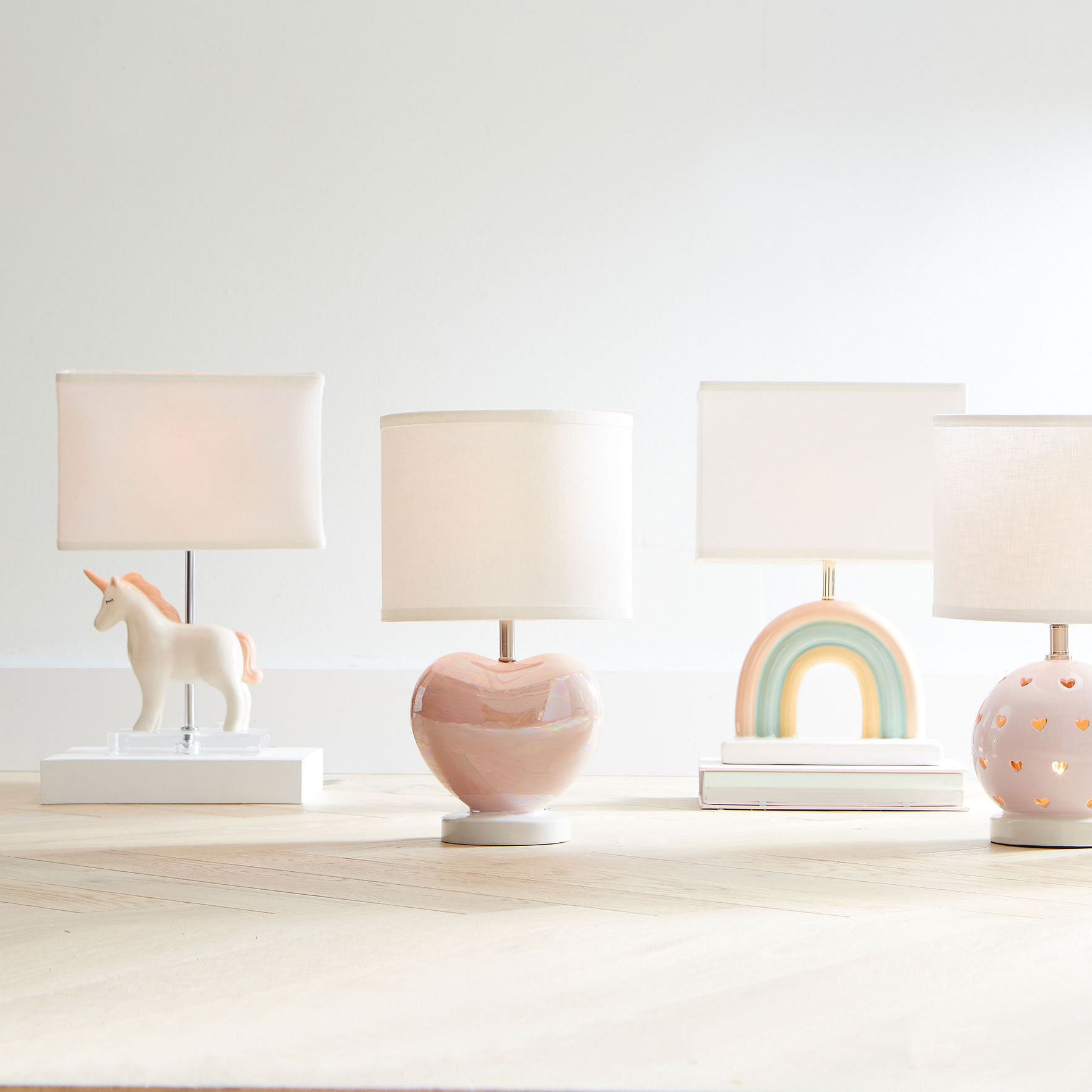 ハートテーブルランプ