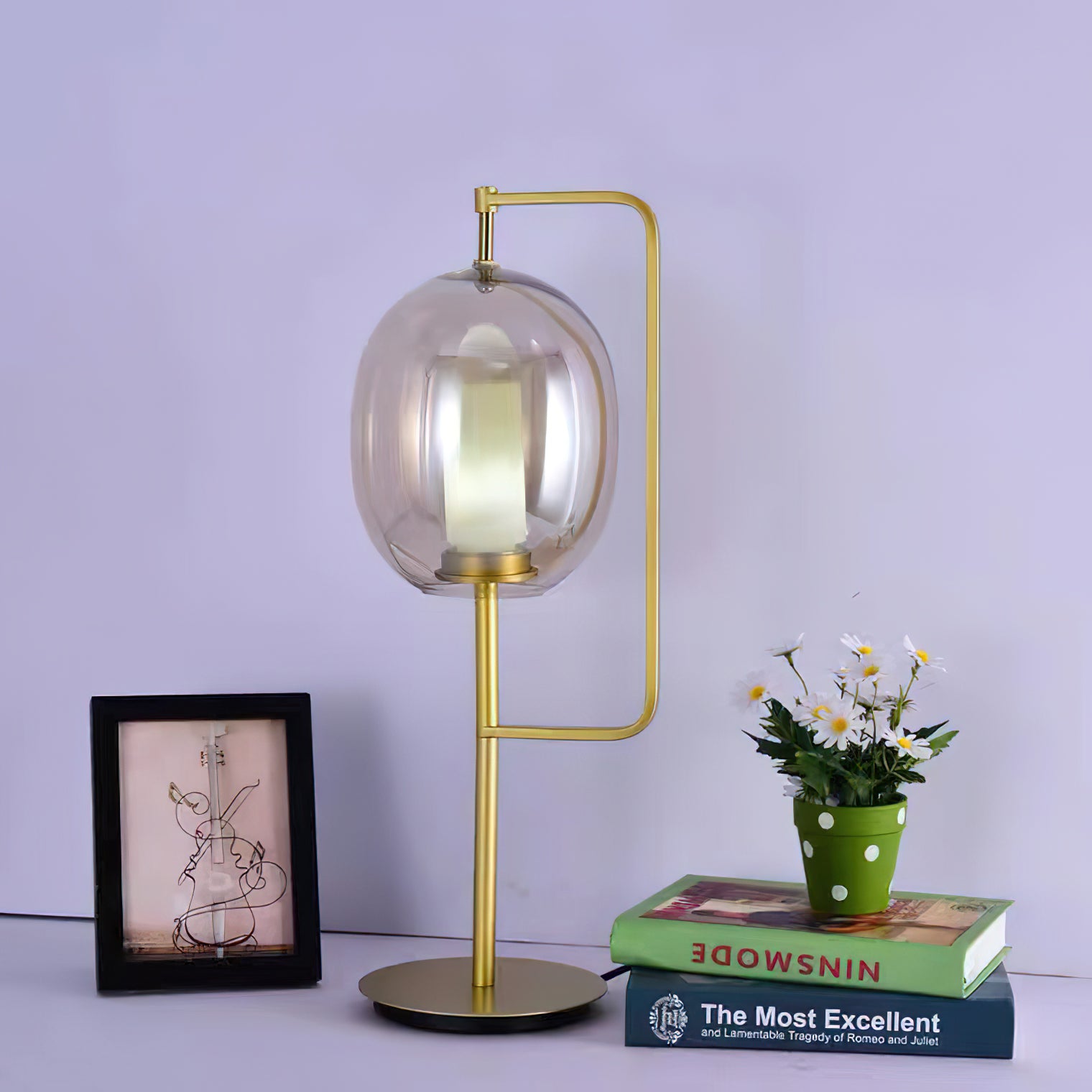 ゴールデンアイ テーブルランプ