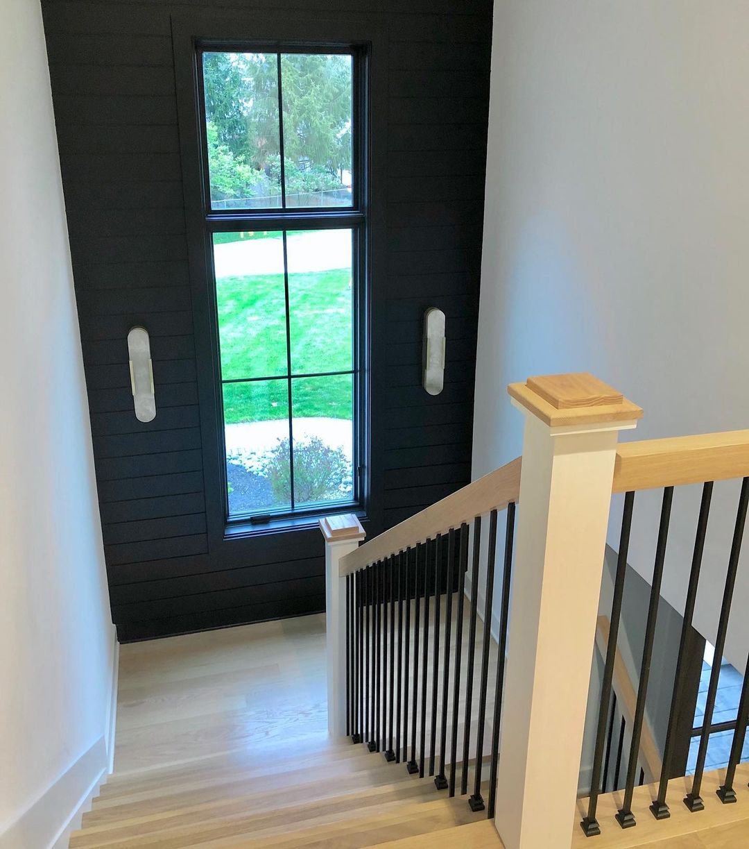 Melange Elongated Wall lamp