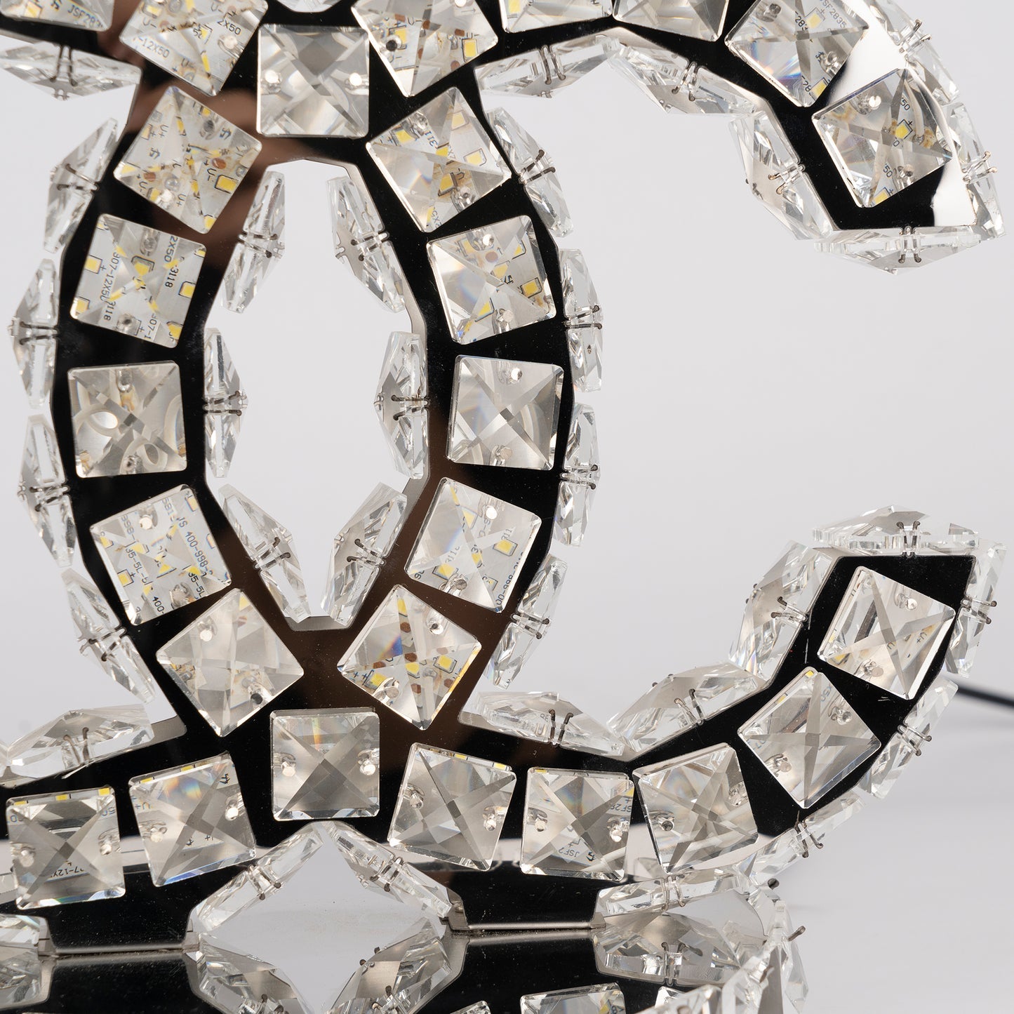 ステンレススチールクリスタルテーブルランプ