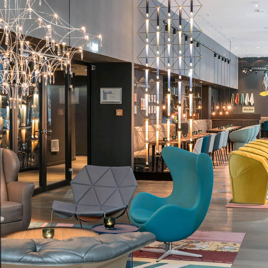 ミラ・シャンデリア