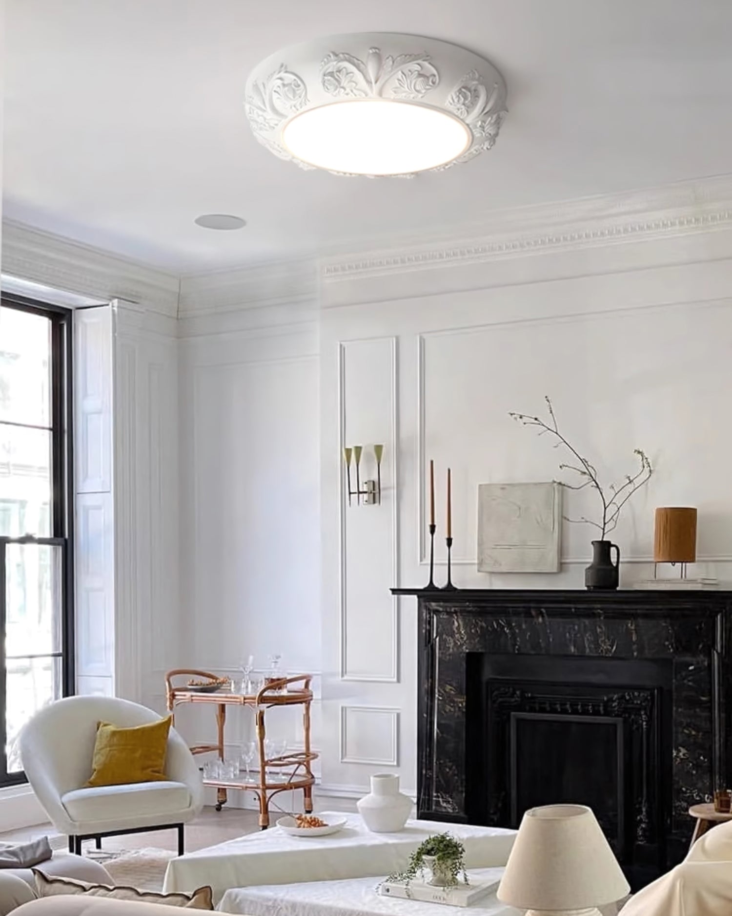 フランスのレトロな天井ランプ