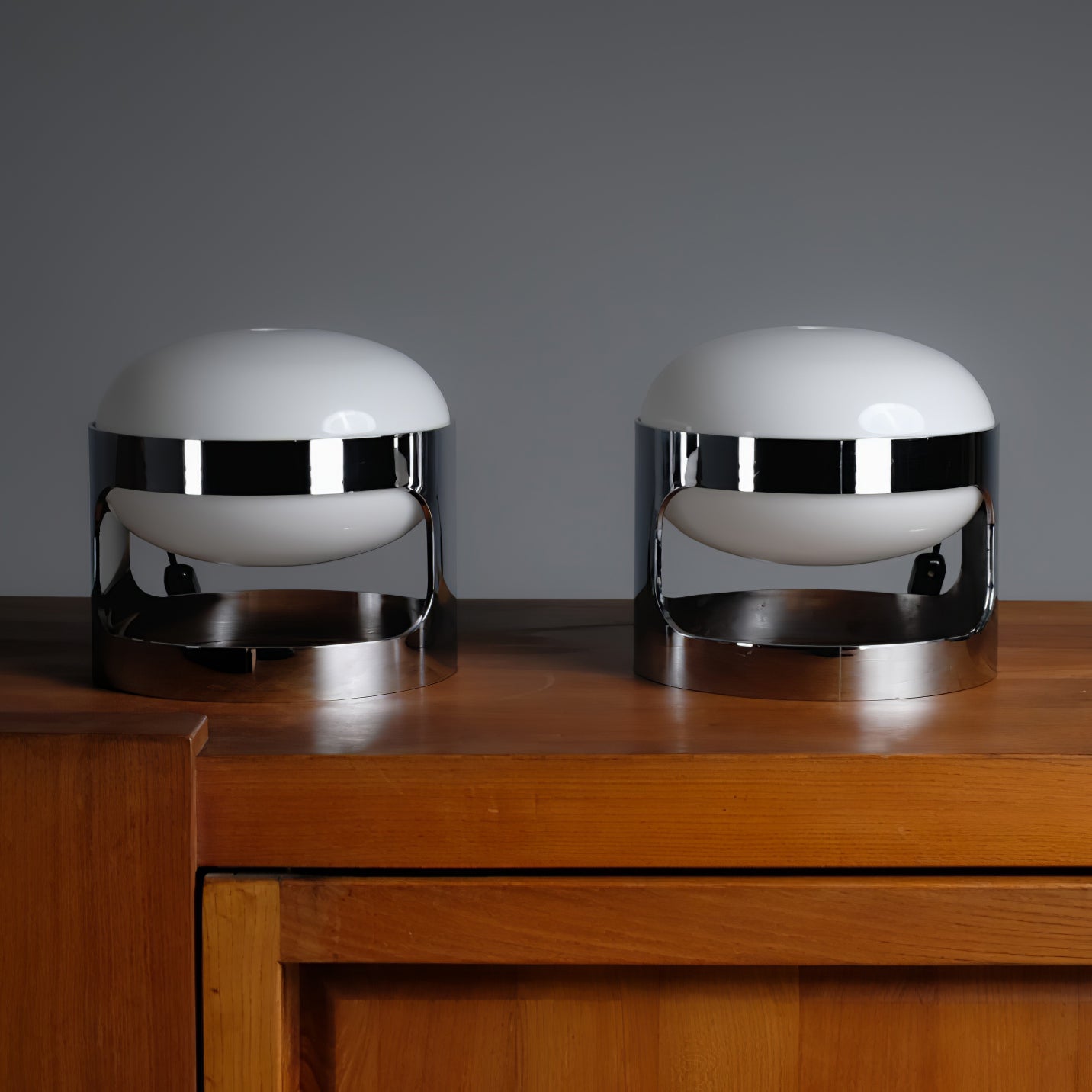 KD27 テーブルランプ