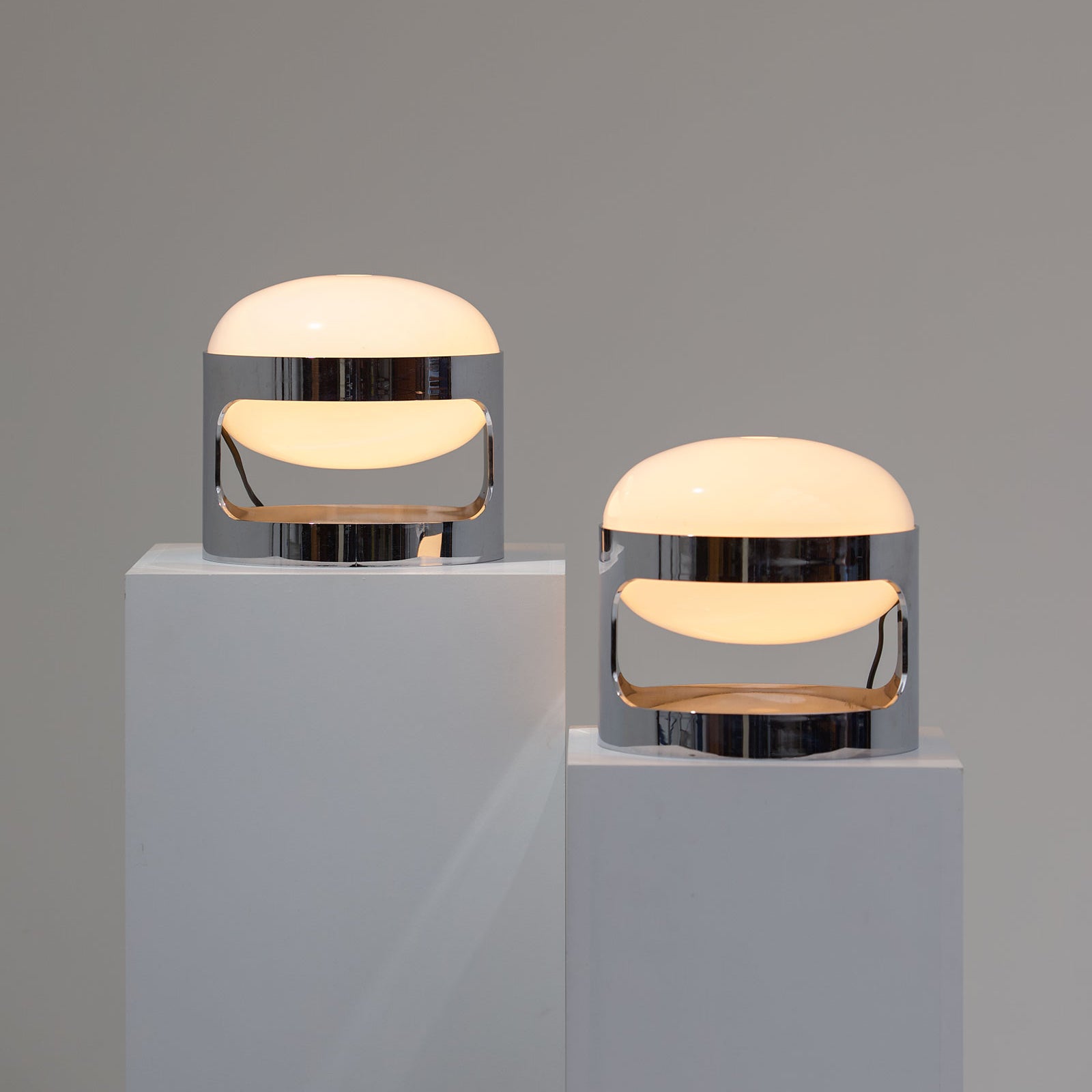 KD27 テーブルランプ