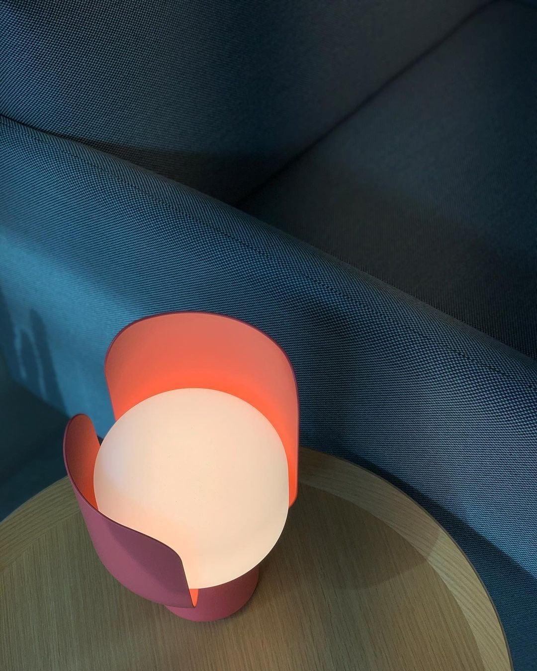Blom Table Lamp
