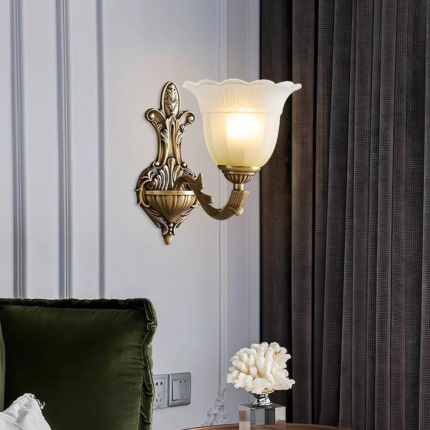 パノンフローラルウォールランプ