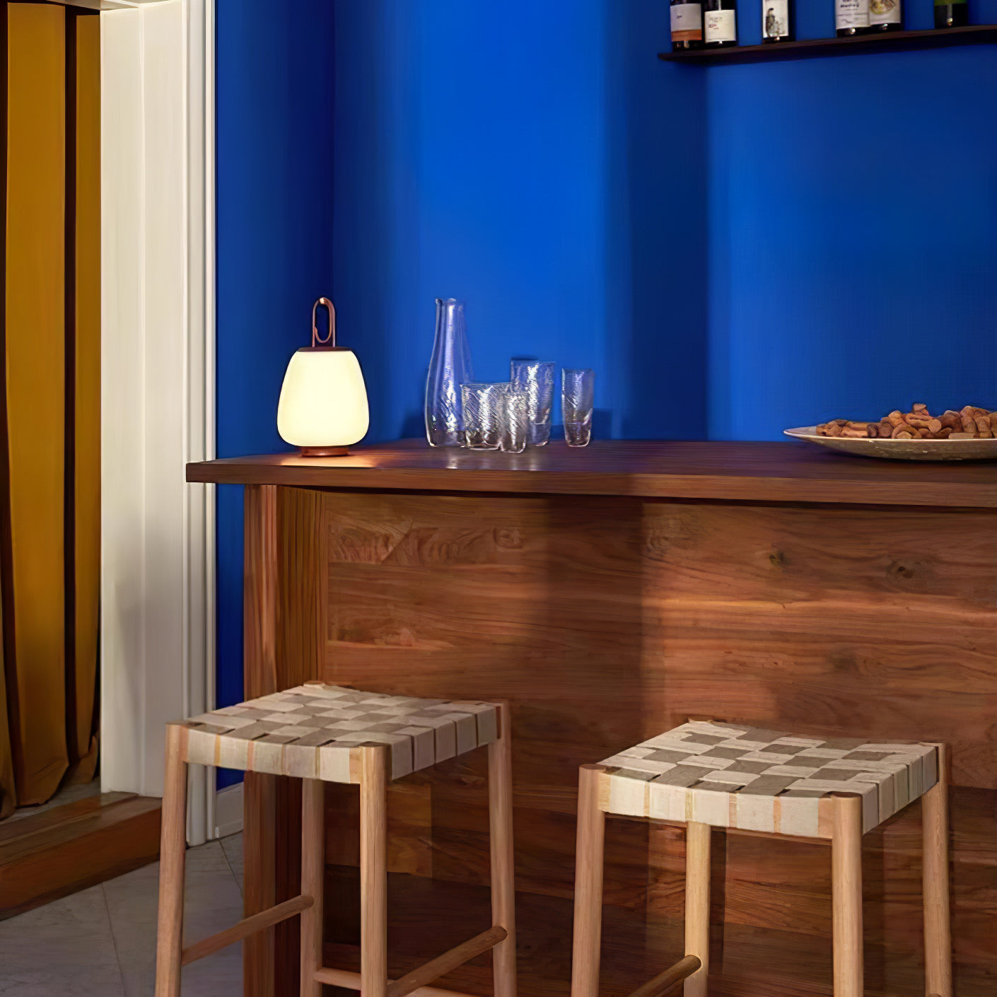 ポータブルランタン バッテリー内蔵テーブルランプ