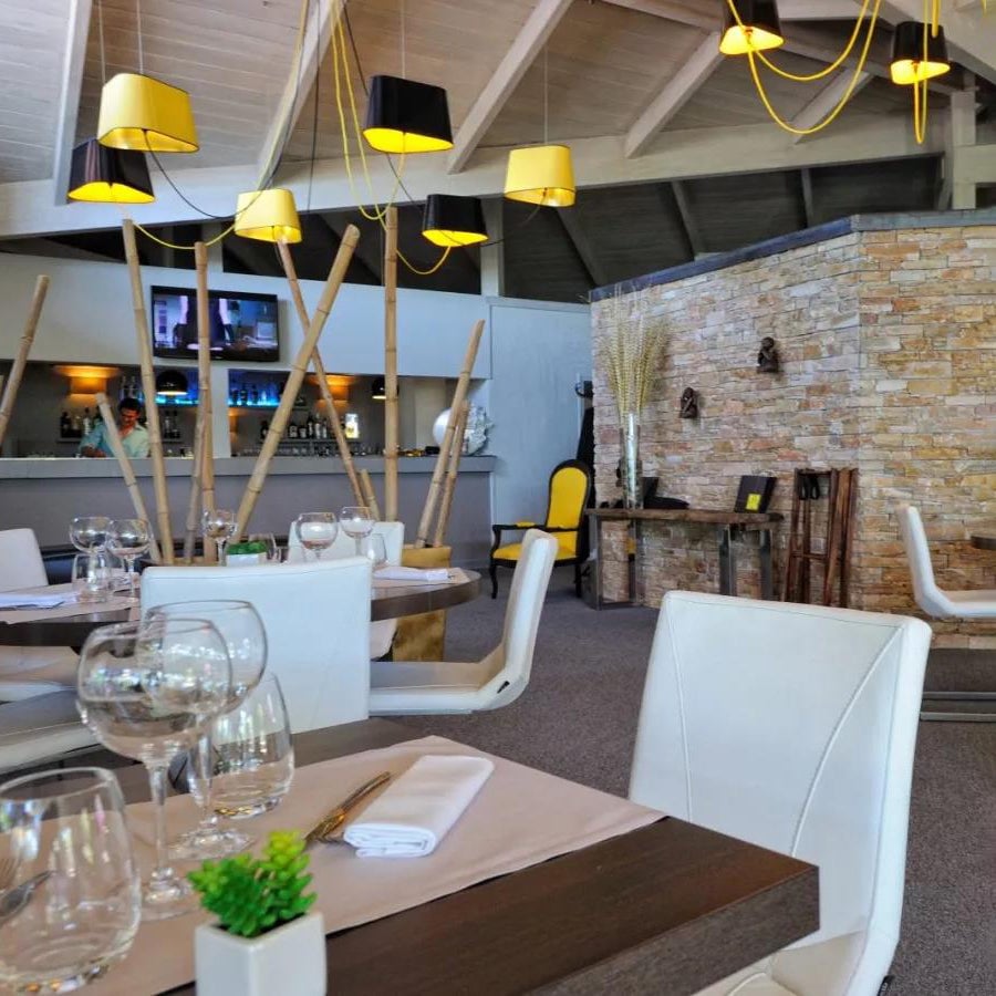 装飾要素シャンデリア