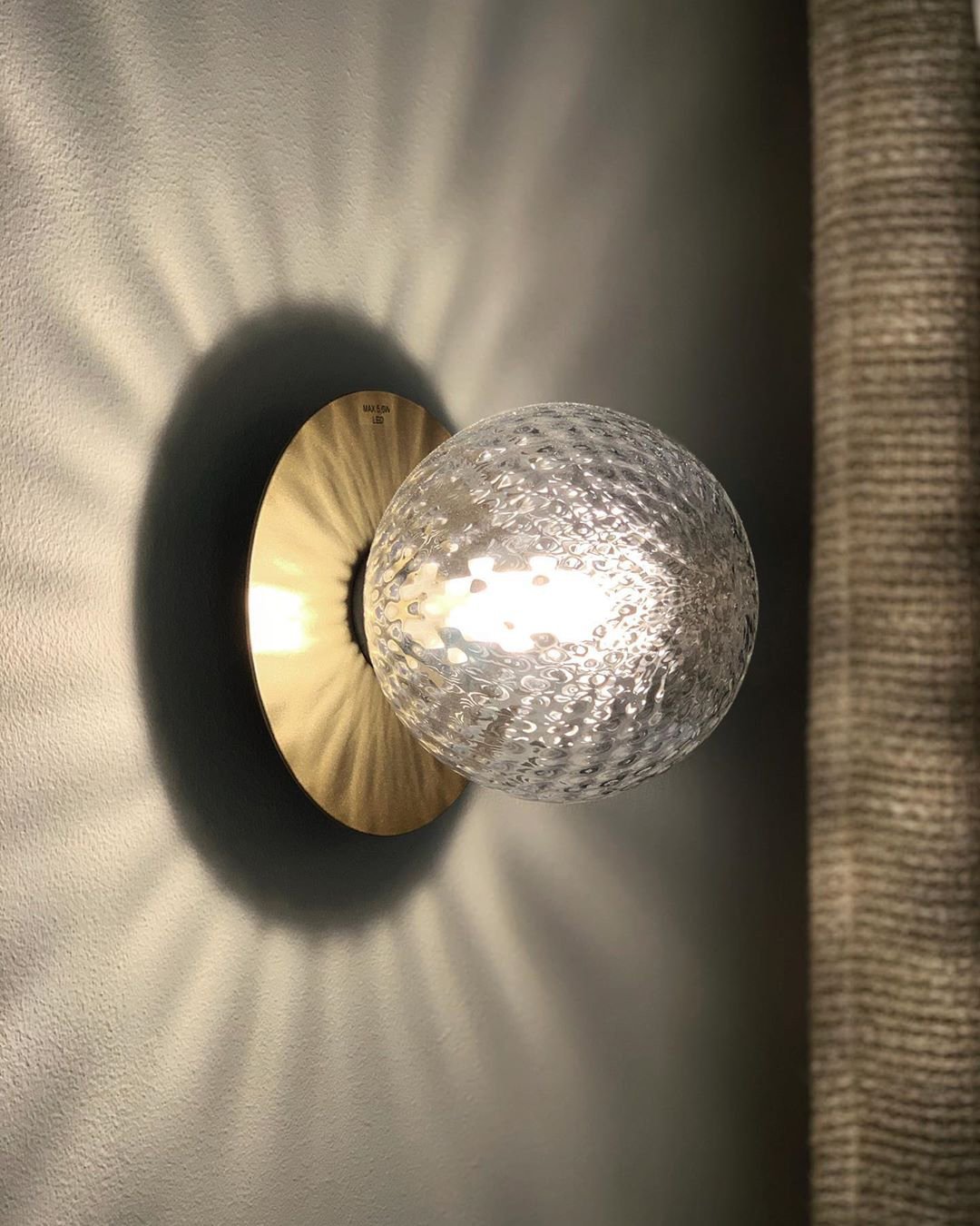 Liila Wall Lamp