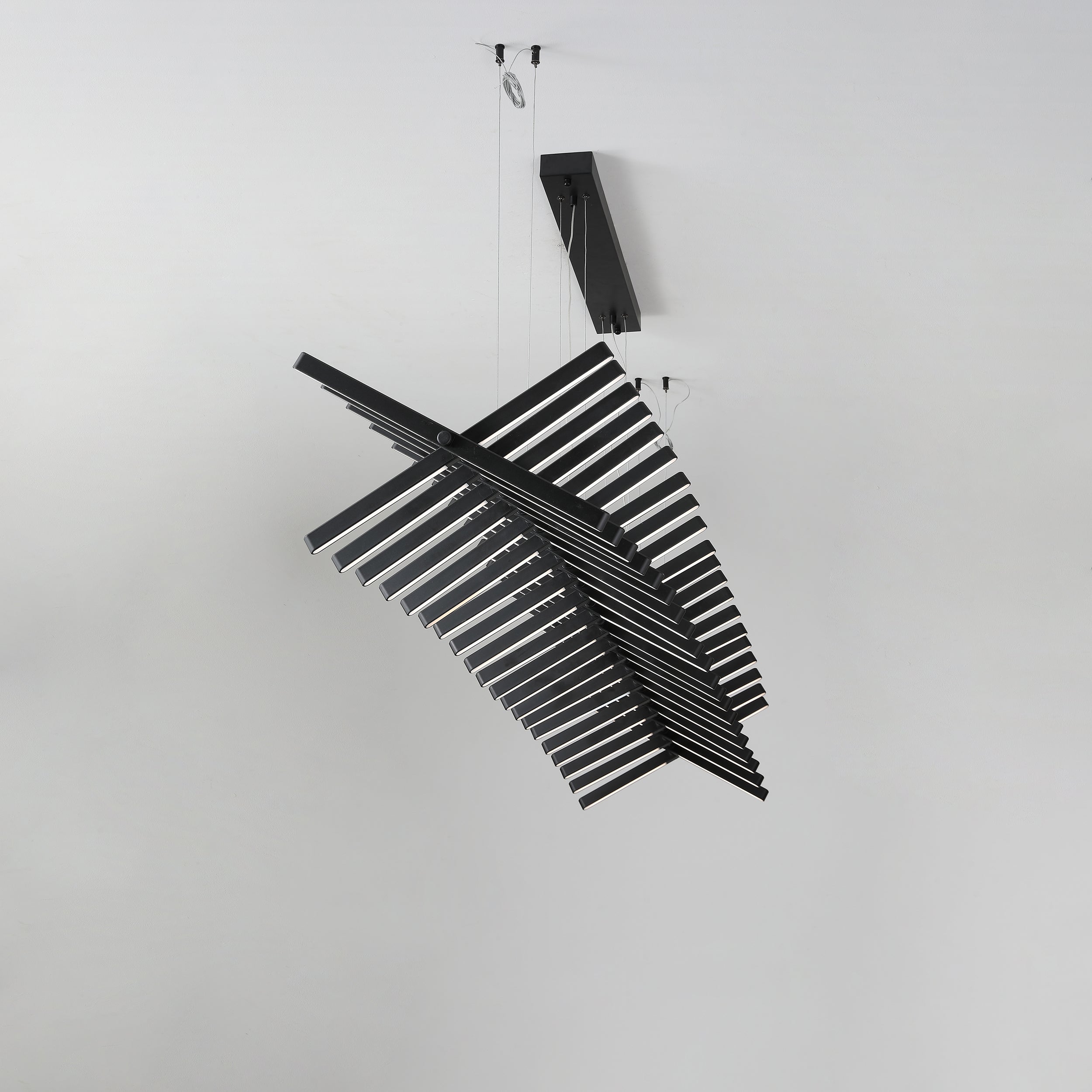 ピアノキー ブラックシャンデリア