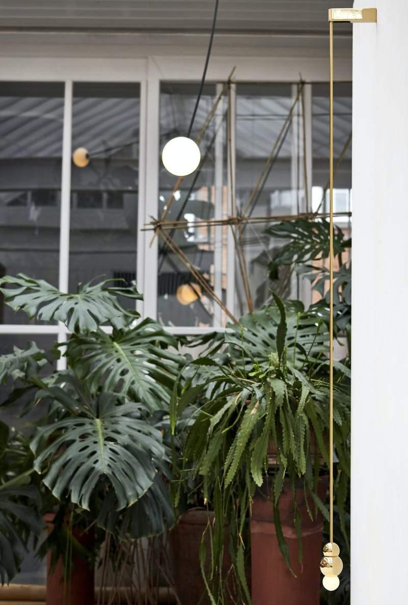 ボールウォールランプ