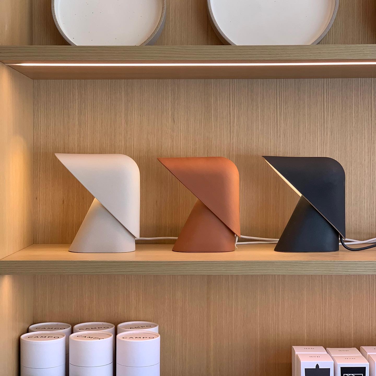 K テーブルランプ