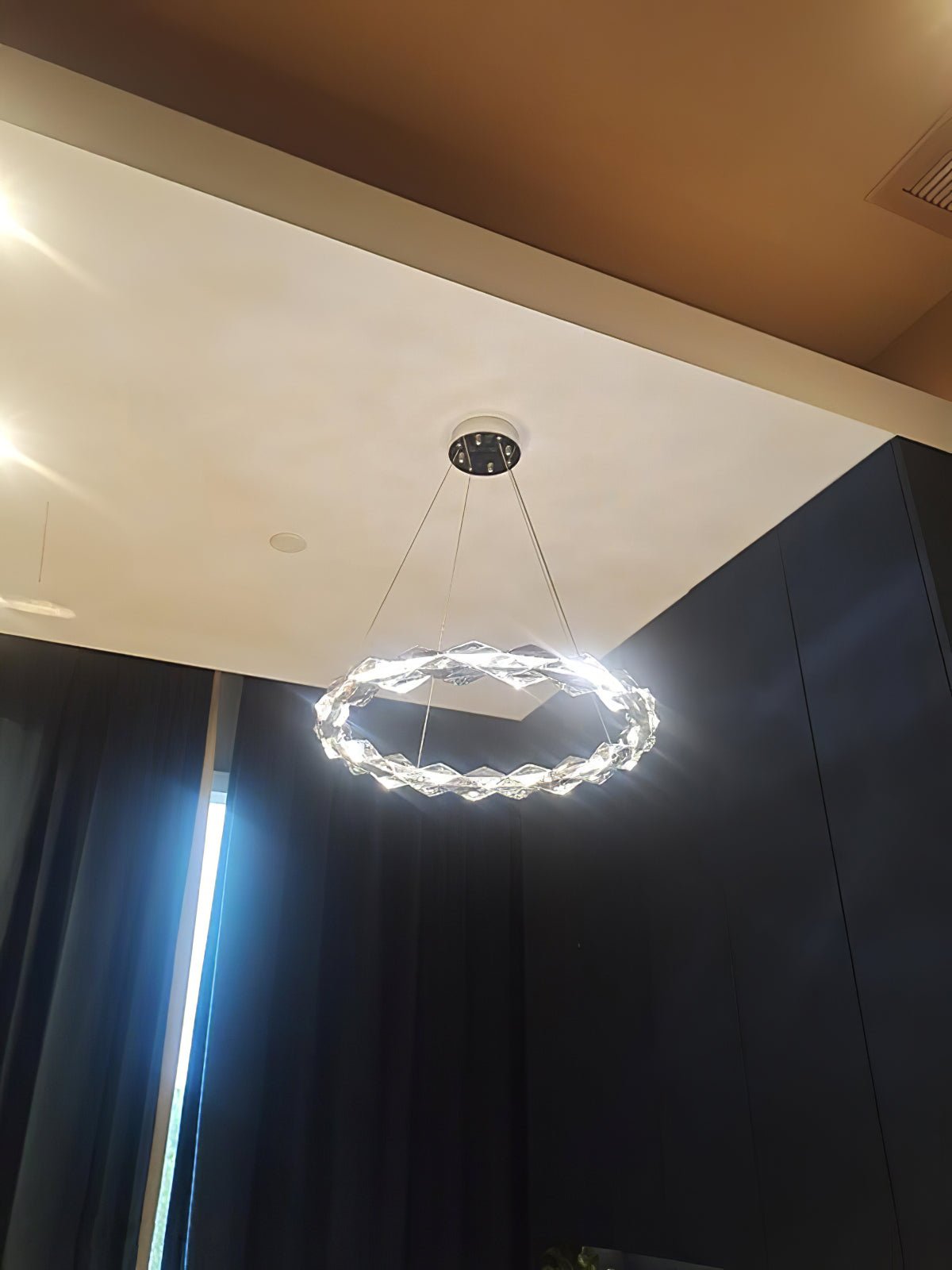 ロンバスクリスタルシャンデリア