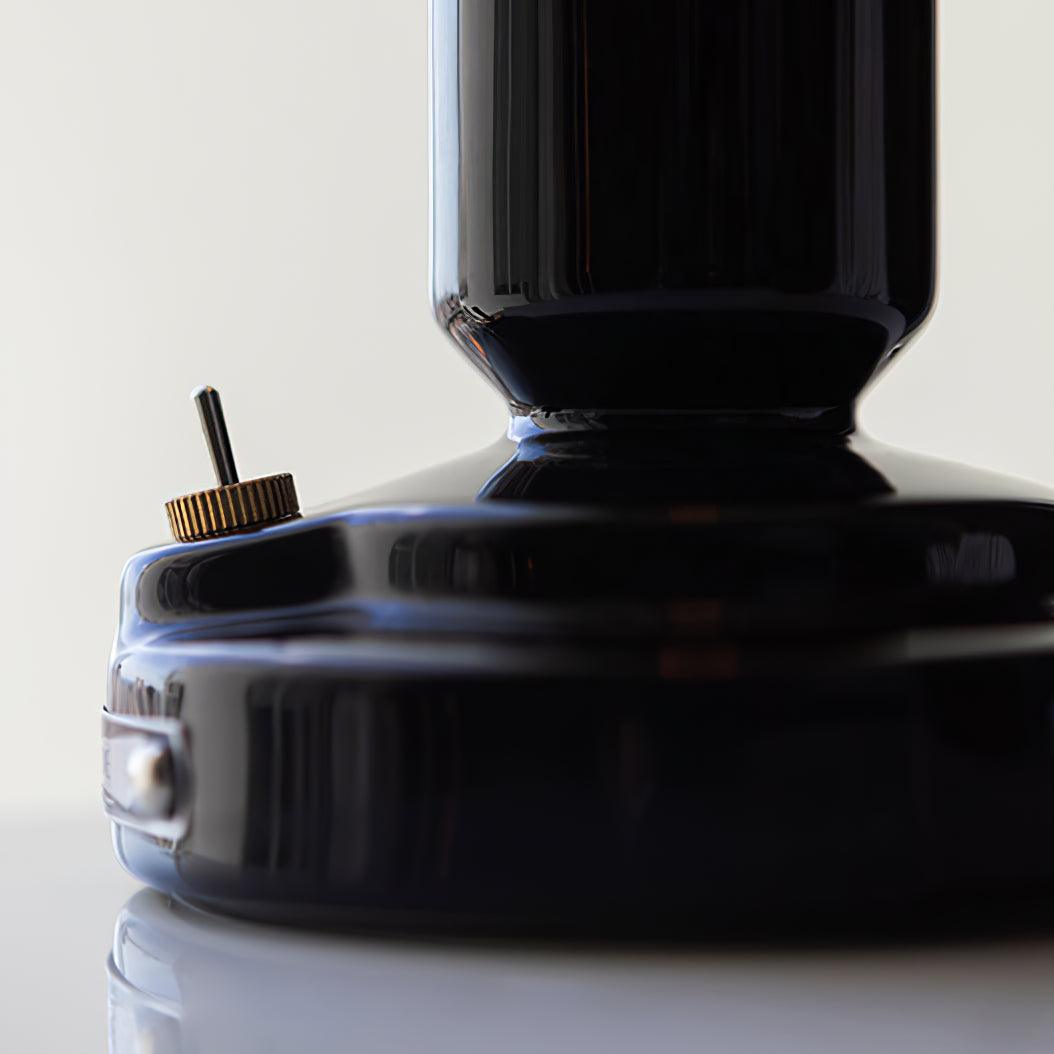 ペストリー内蔵バッテリーテーブルランプ