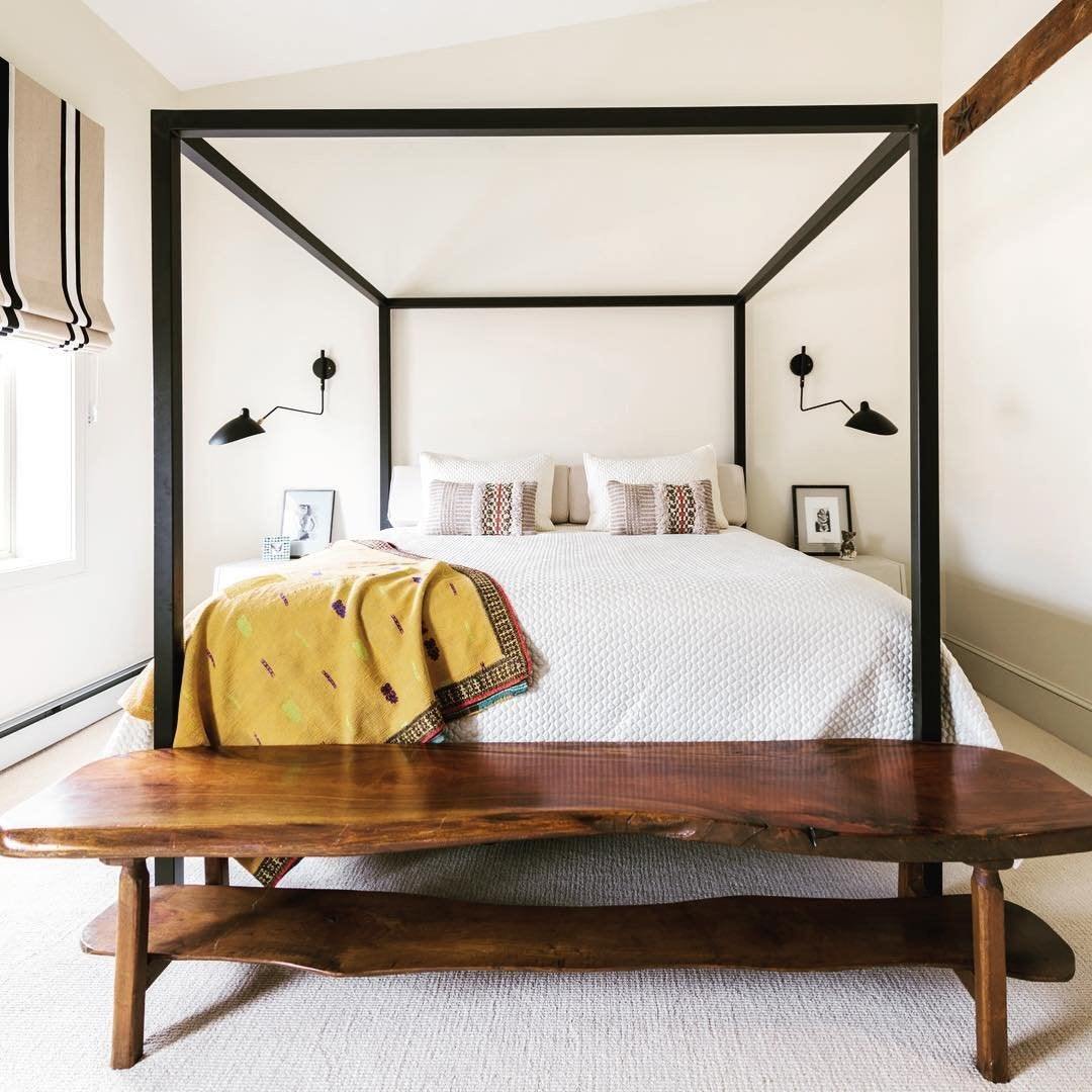 セルジュ・ムーユの壁取り付け用燭台