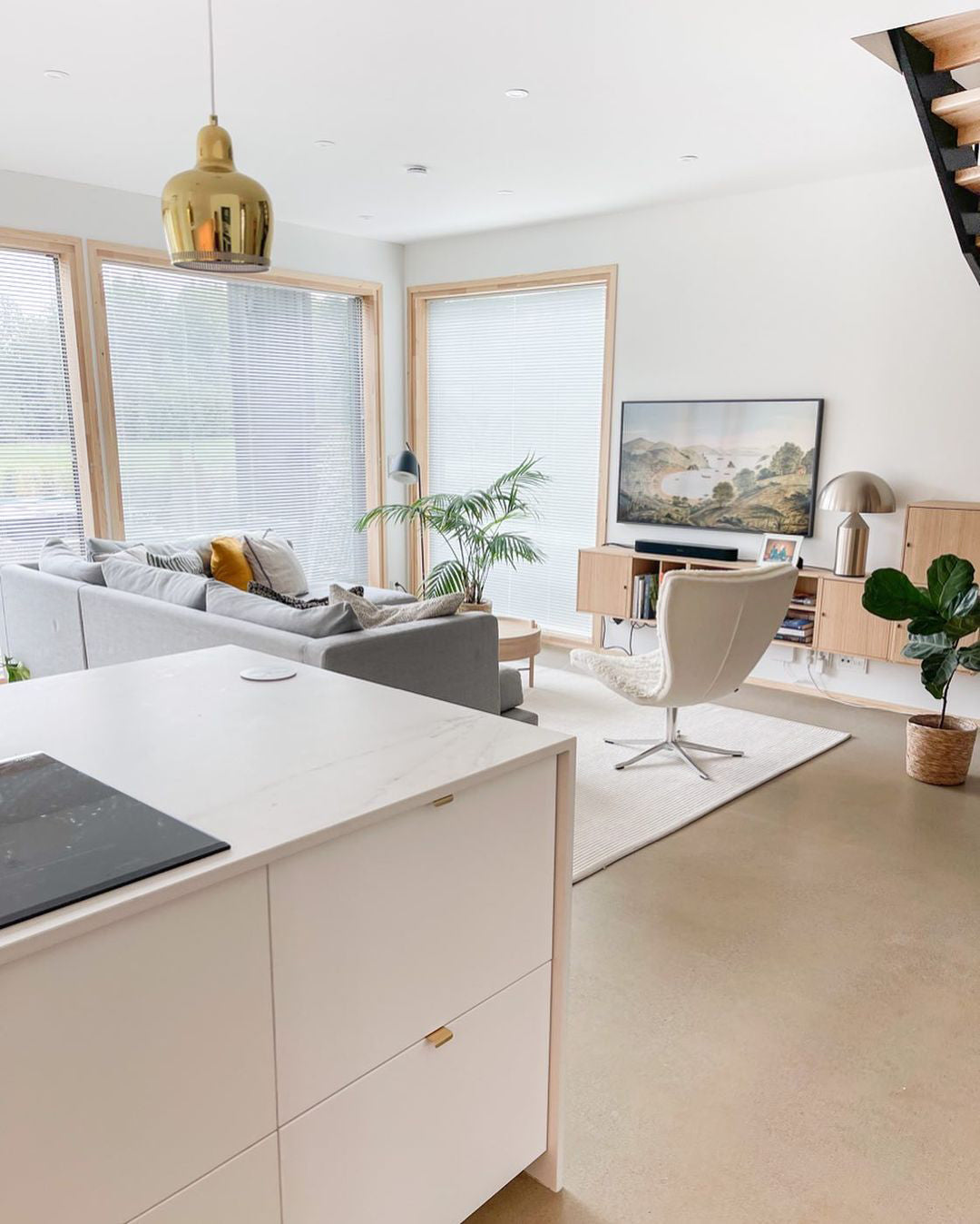 アトロ メタル テーブルランプ