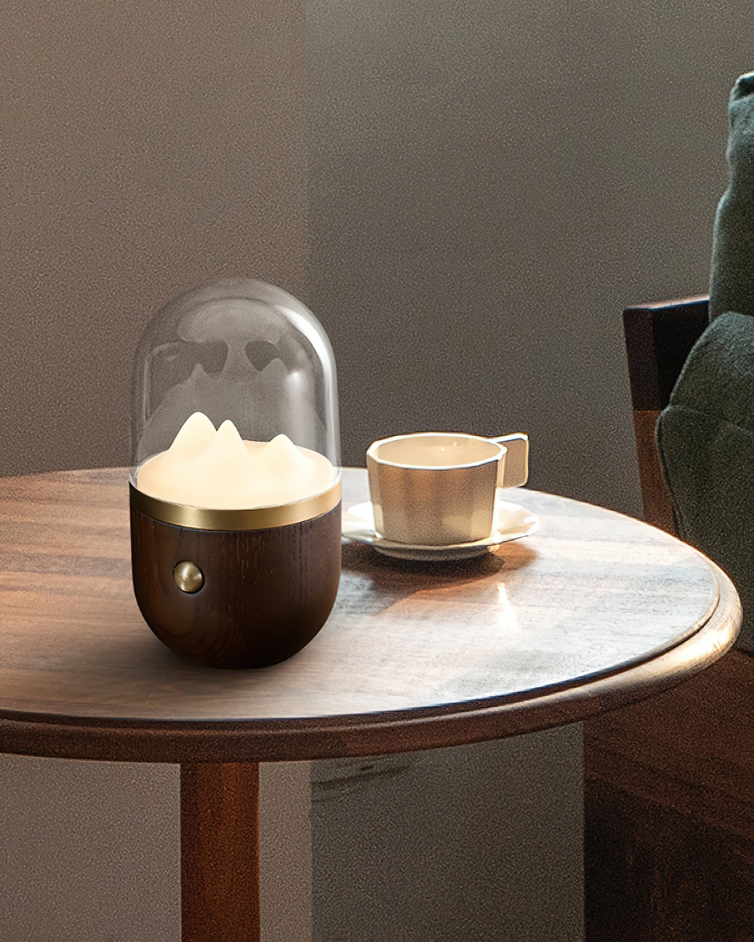 マウンテン ピーク ナイト テーブル ランプ