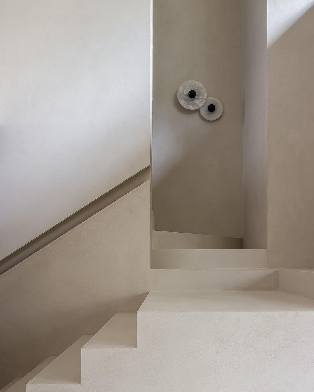 アラバスタープレーンズ壁取り付け用燭台