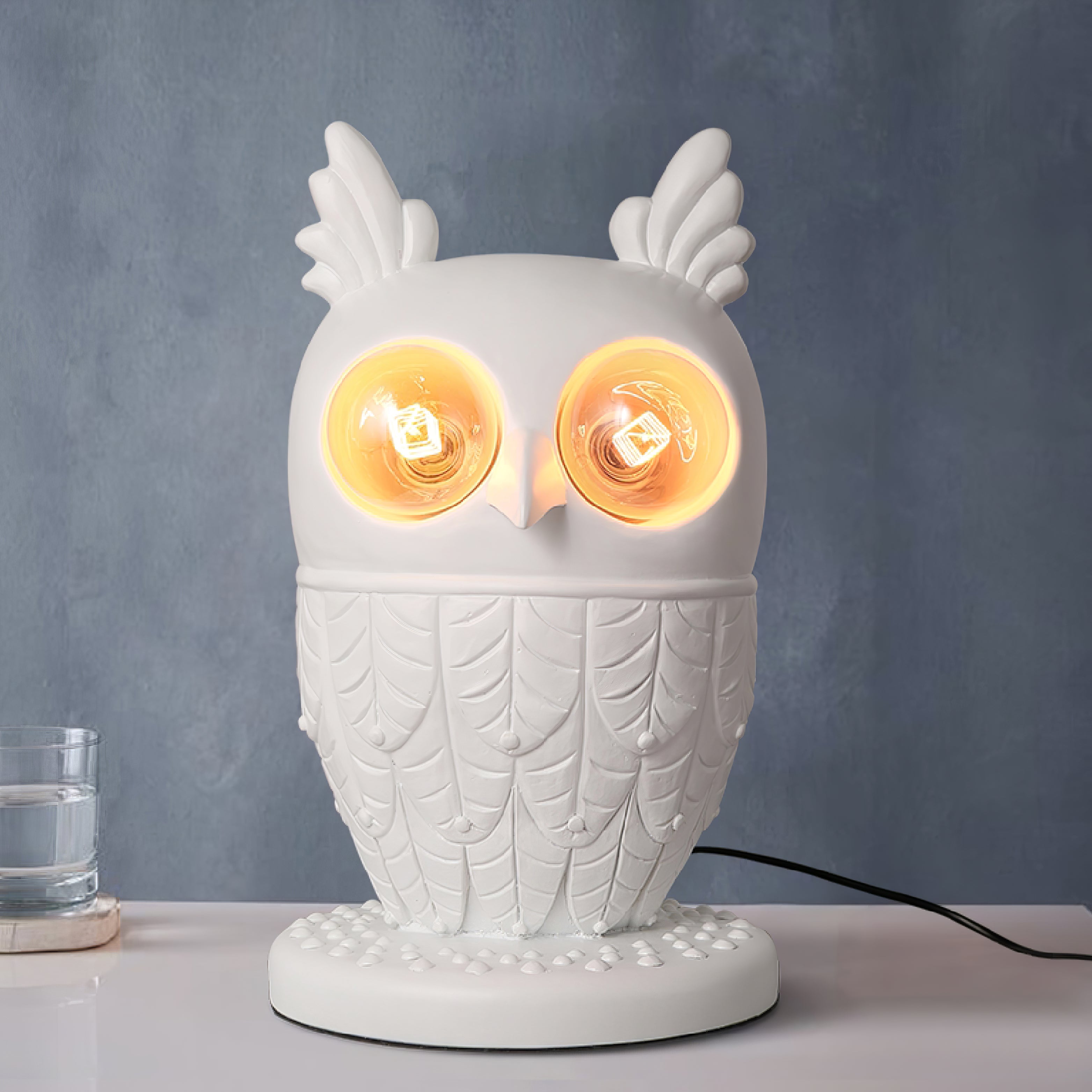 フクロウのテーブルランプ