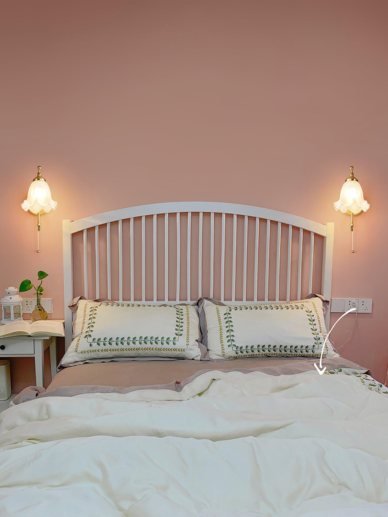 湾曲したグースネック真鍮ガラス取り付け用燭台