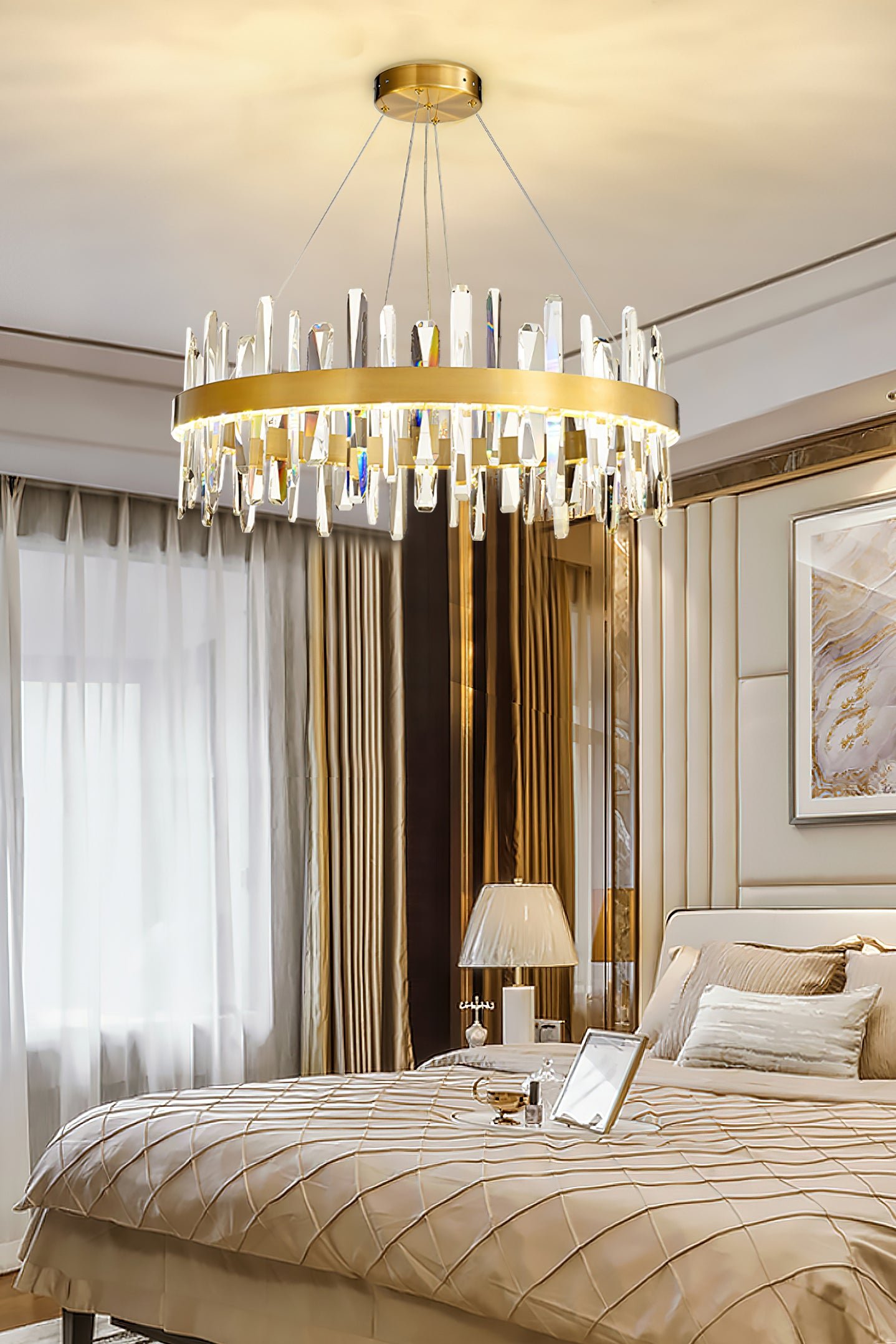 ロイヤルクリスタルシャンデリア