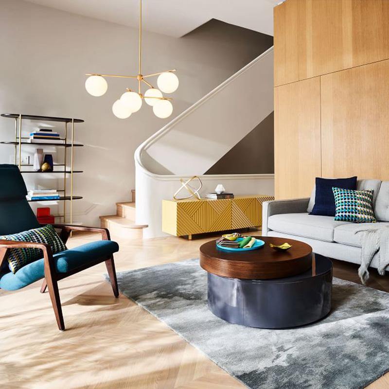 球体とステムのシャンデリア