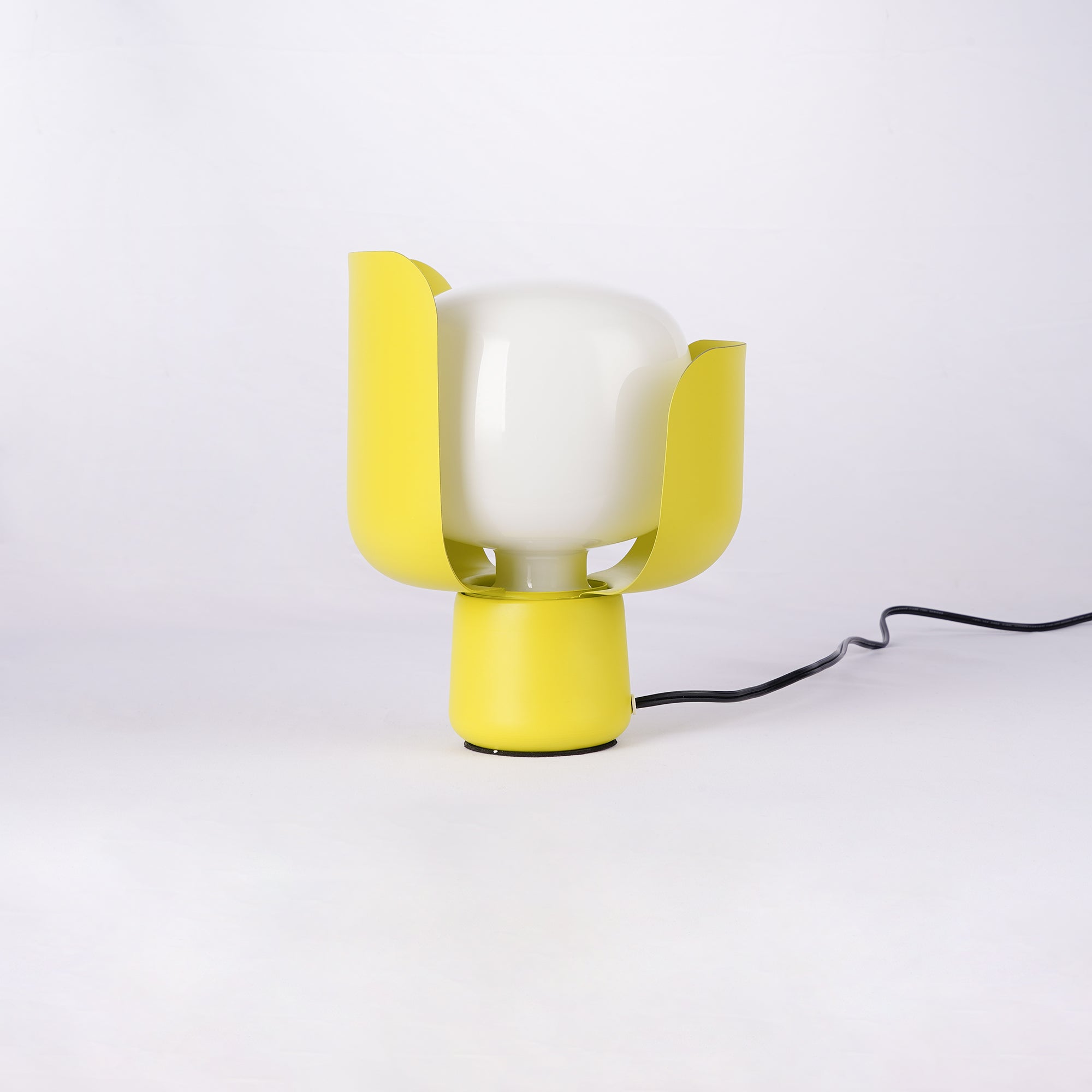 Blom Table Lamp