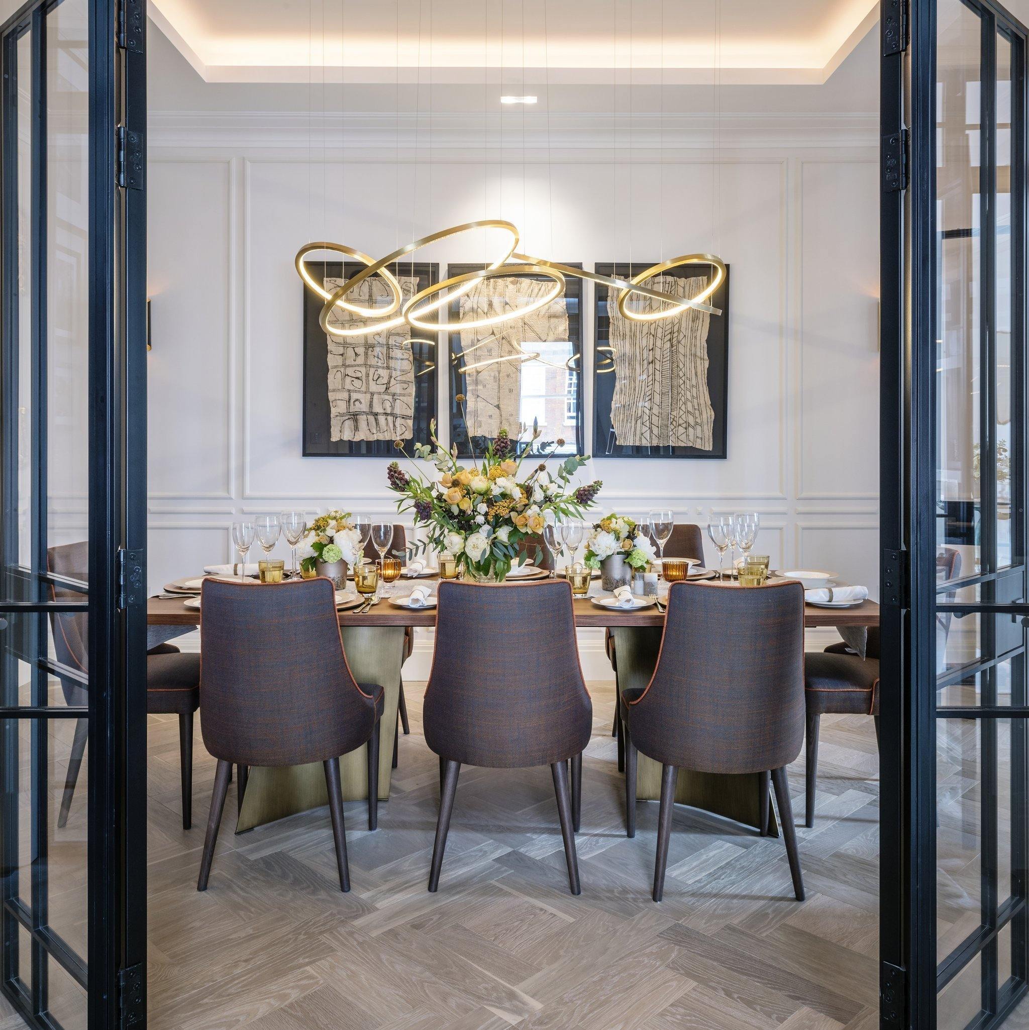 ロホヤのゴールドシャンデリア