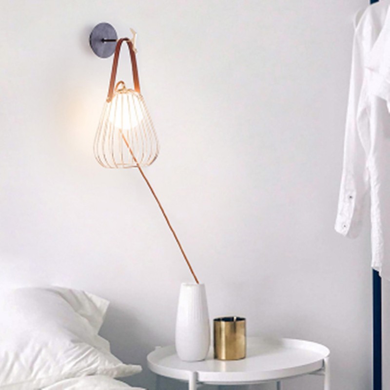 2つのテーブル/ウォールライト