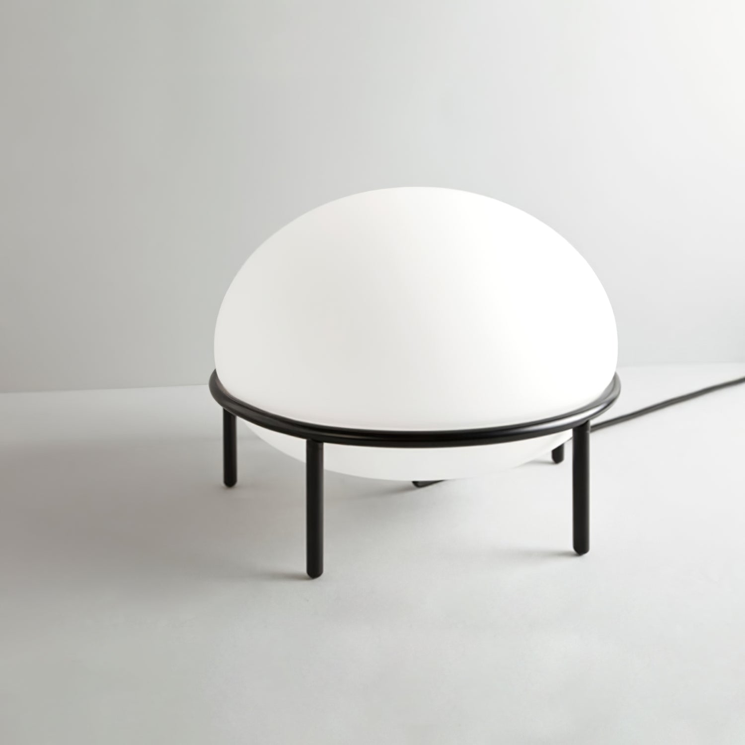 ポンプテーブルランプ