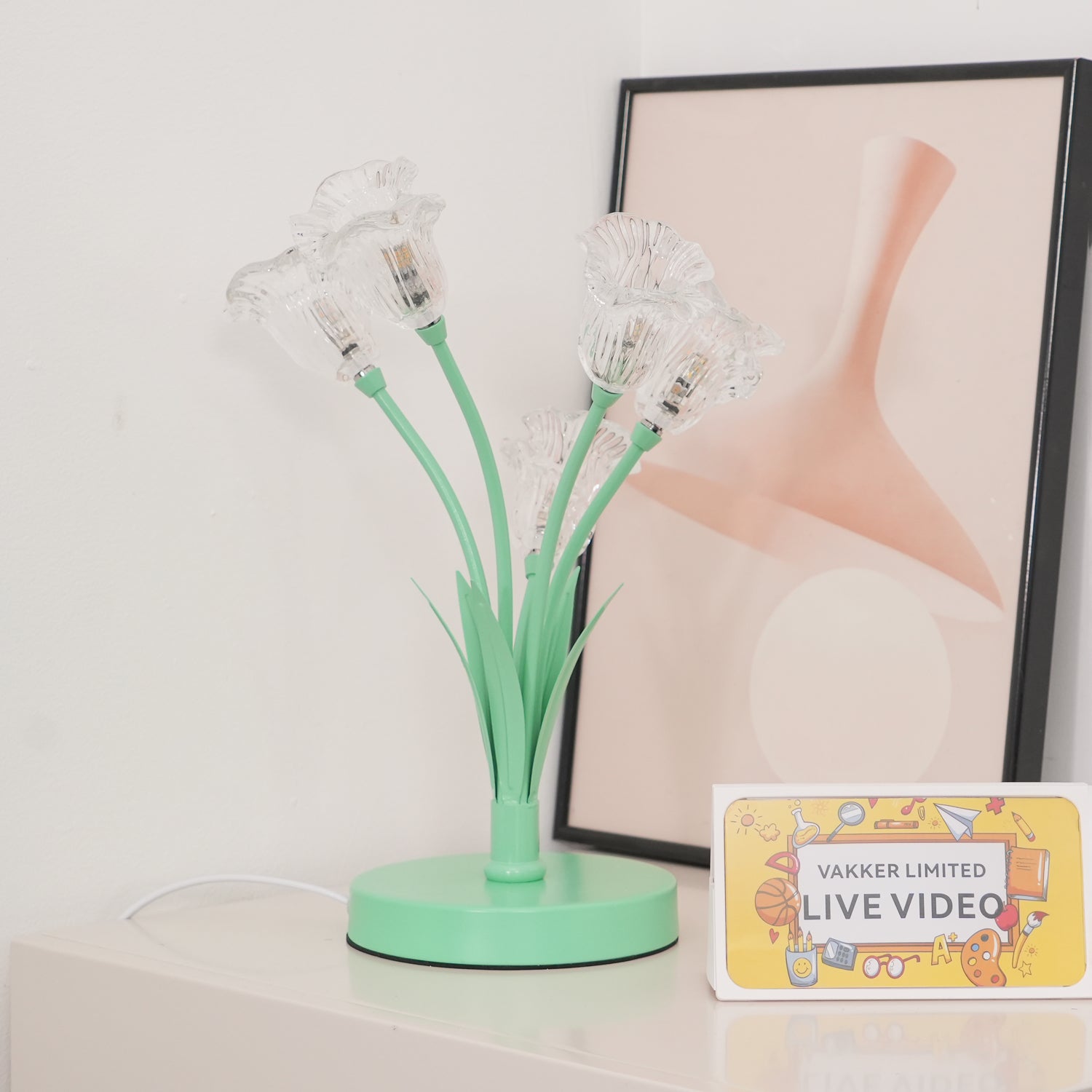 チューリップフラワーテーブルランプ